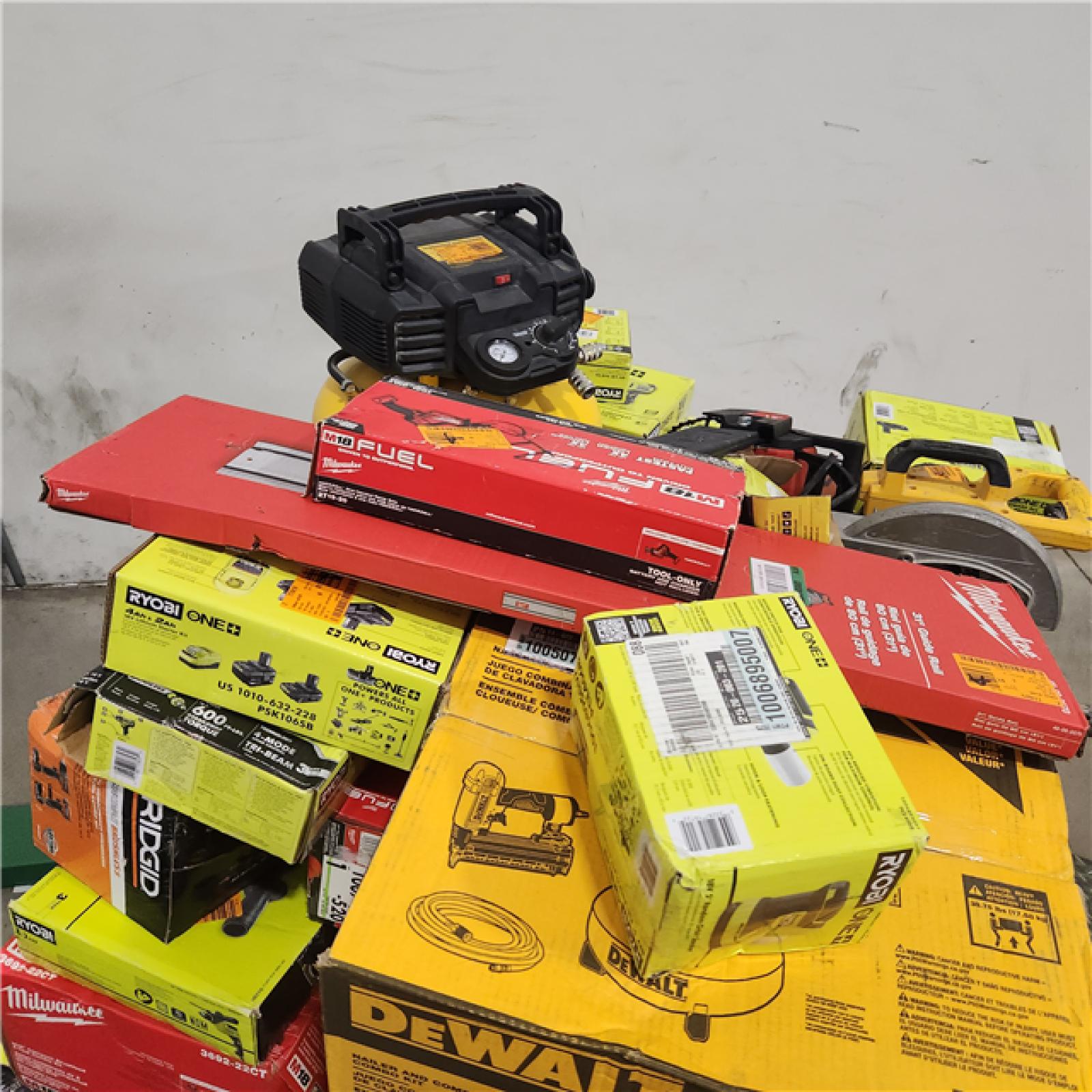Dallas Location - As-Is Tool Pallet