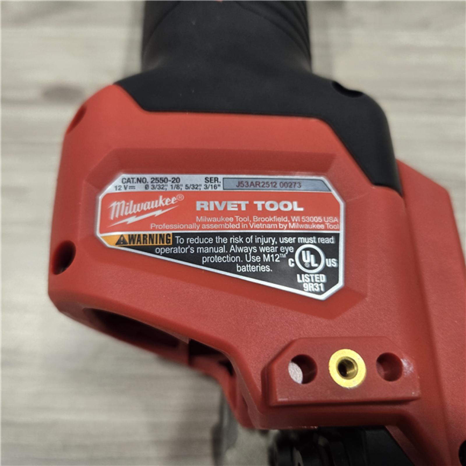 AS-IS Milwaukee M12 12V Cordless Rivet Tool (Tool-Only)