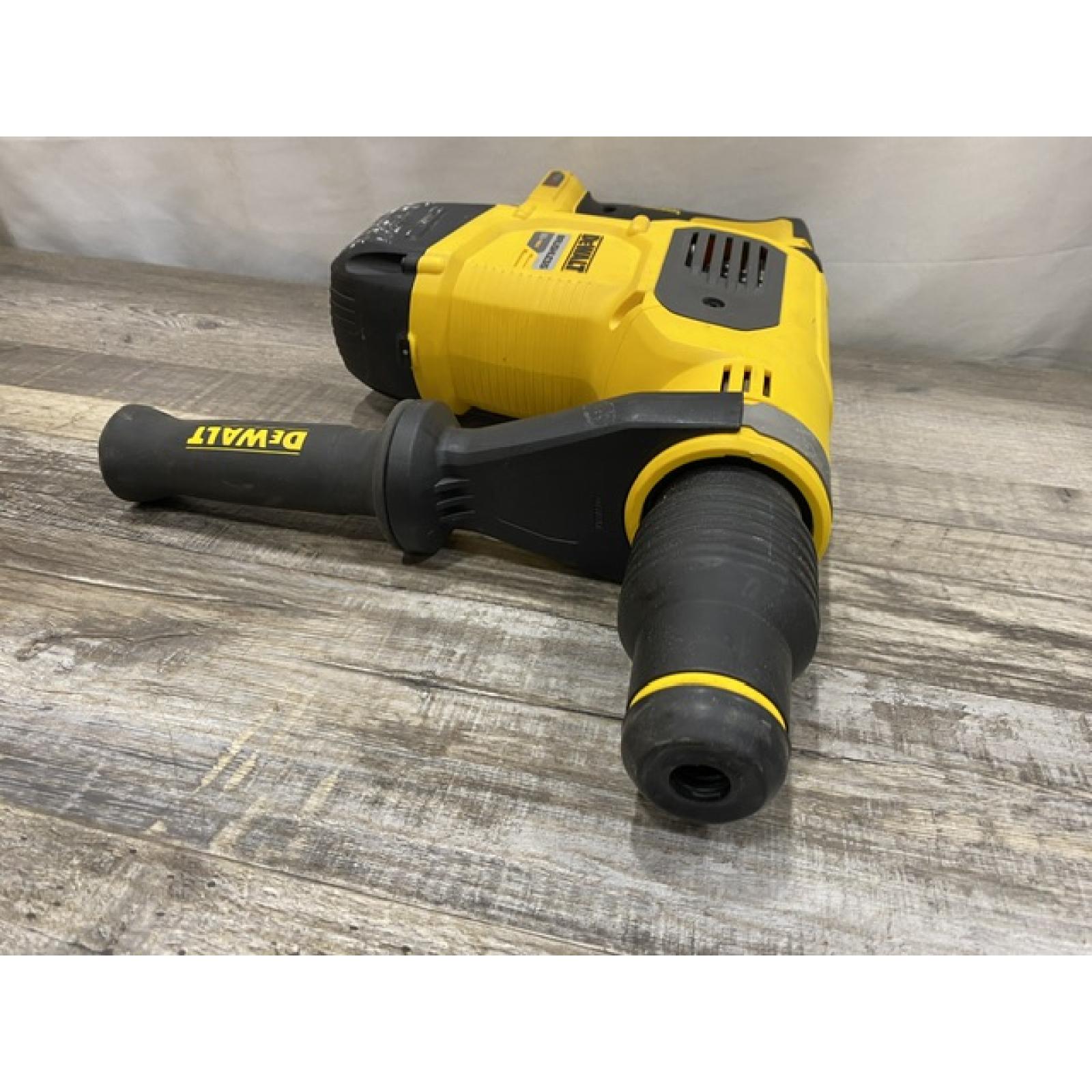 AS-IS DEWALT FLEXVOLT 60V MAX Cordless Brushless 1-9/16 in. SDS MAX Combination Rotary Hammer (Tool Only)