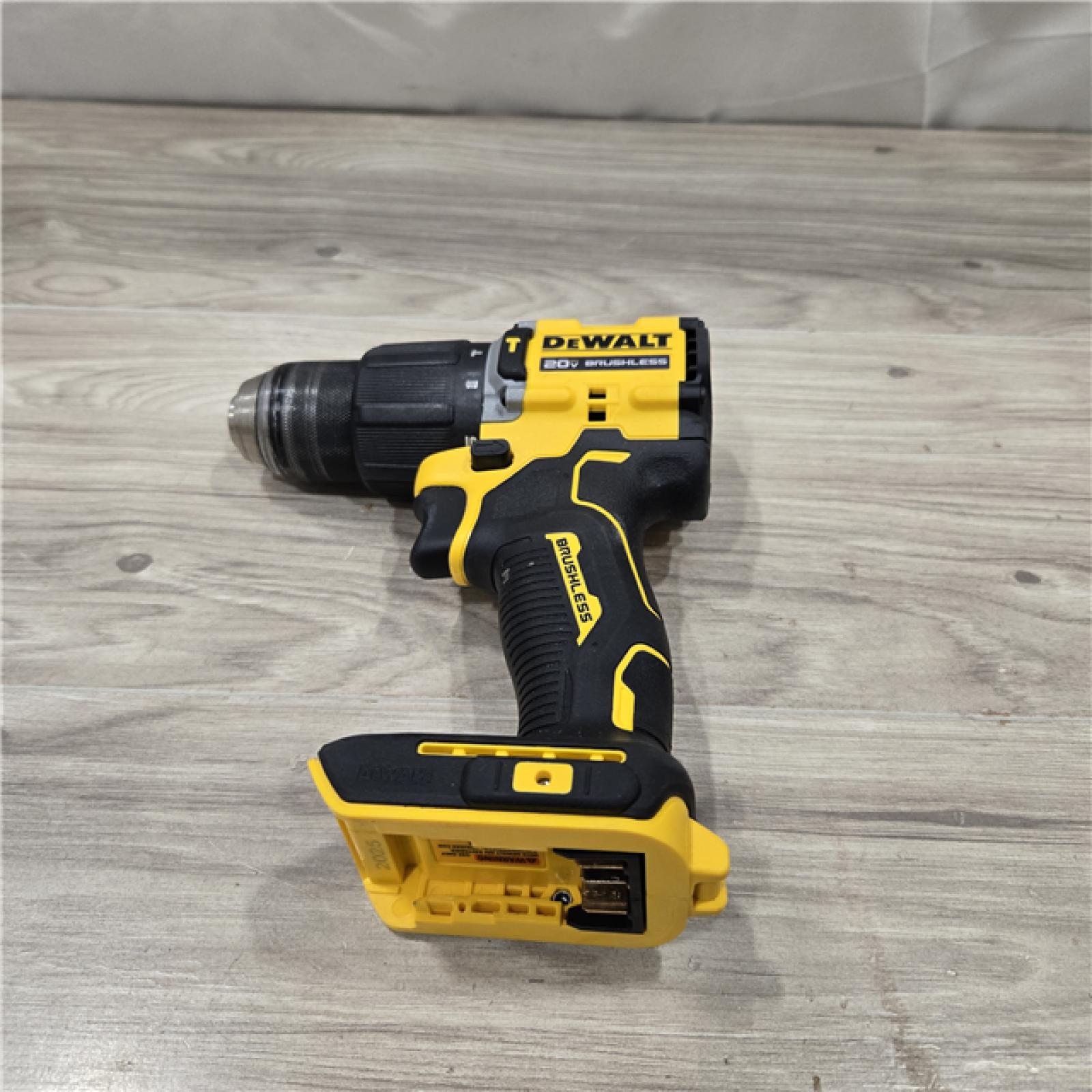 AS-IS DeWalt ATOMIC 20V Lithium-Ion Cordless 1/2 in. Hammer Drill Kit
