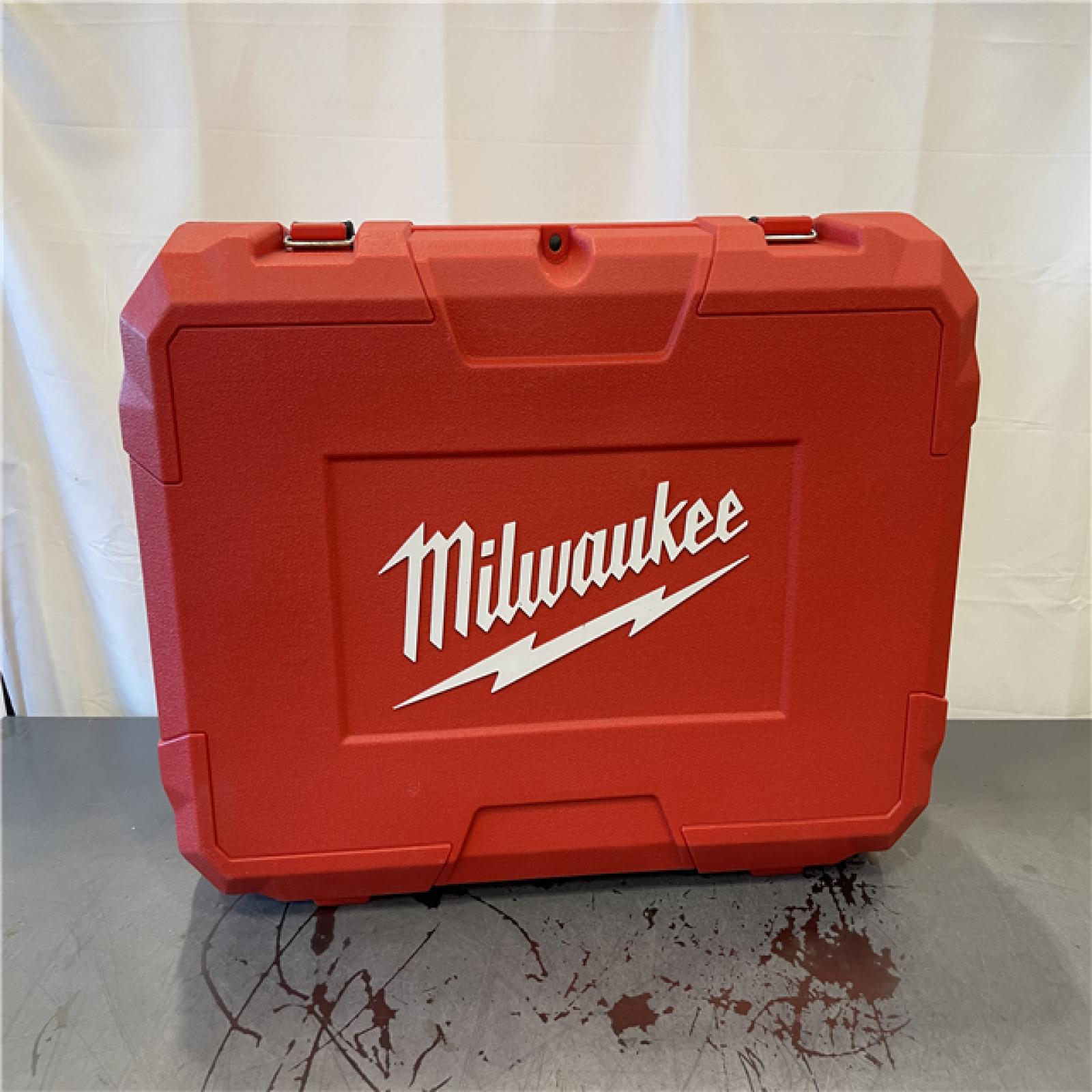 AS-IS - Milwaukee M18 18-Volt Lithium-Ion Brushless Cordless FORCE LOGIC Press Tool Kit