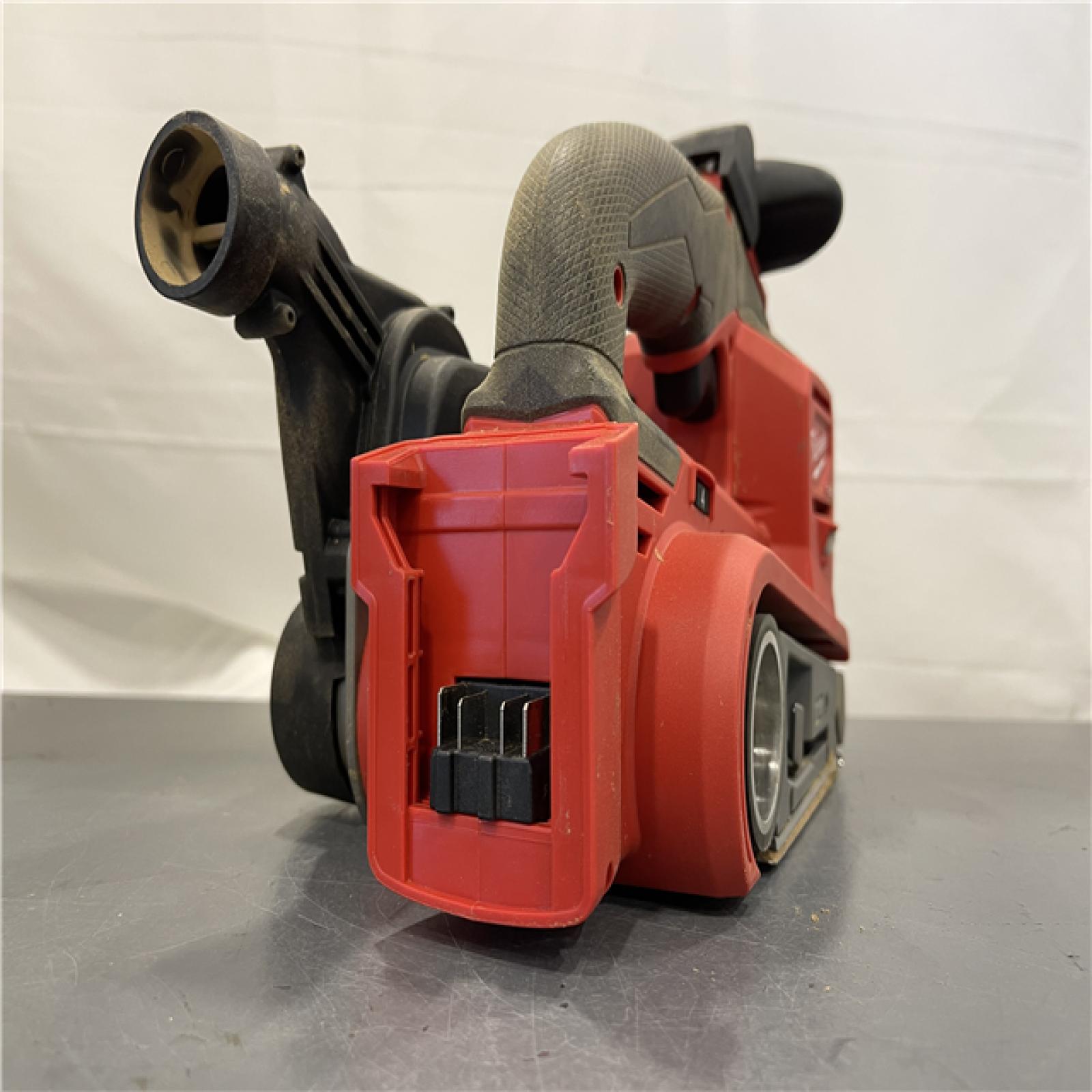 AS-IS - M18 FUEL 18-Volt Lithium-Ion Cordless Belt Sander (Tool-Only)