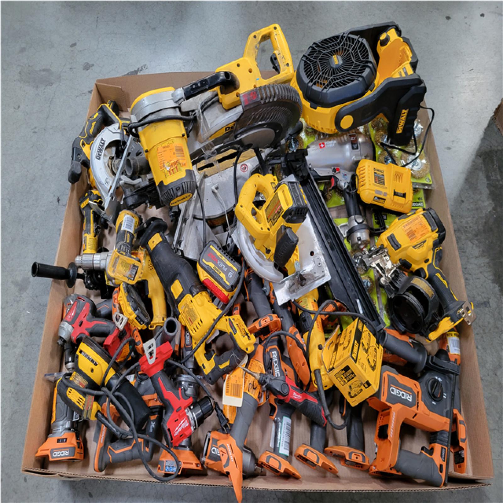 CALIFORNIA AS-IS TOOL PALLET