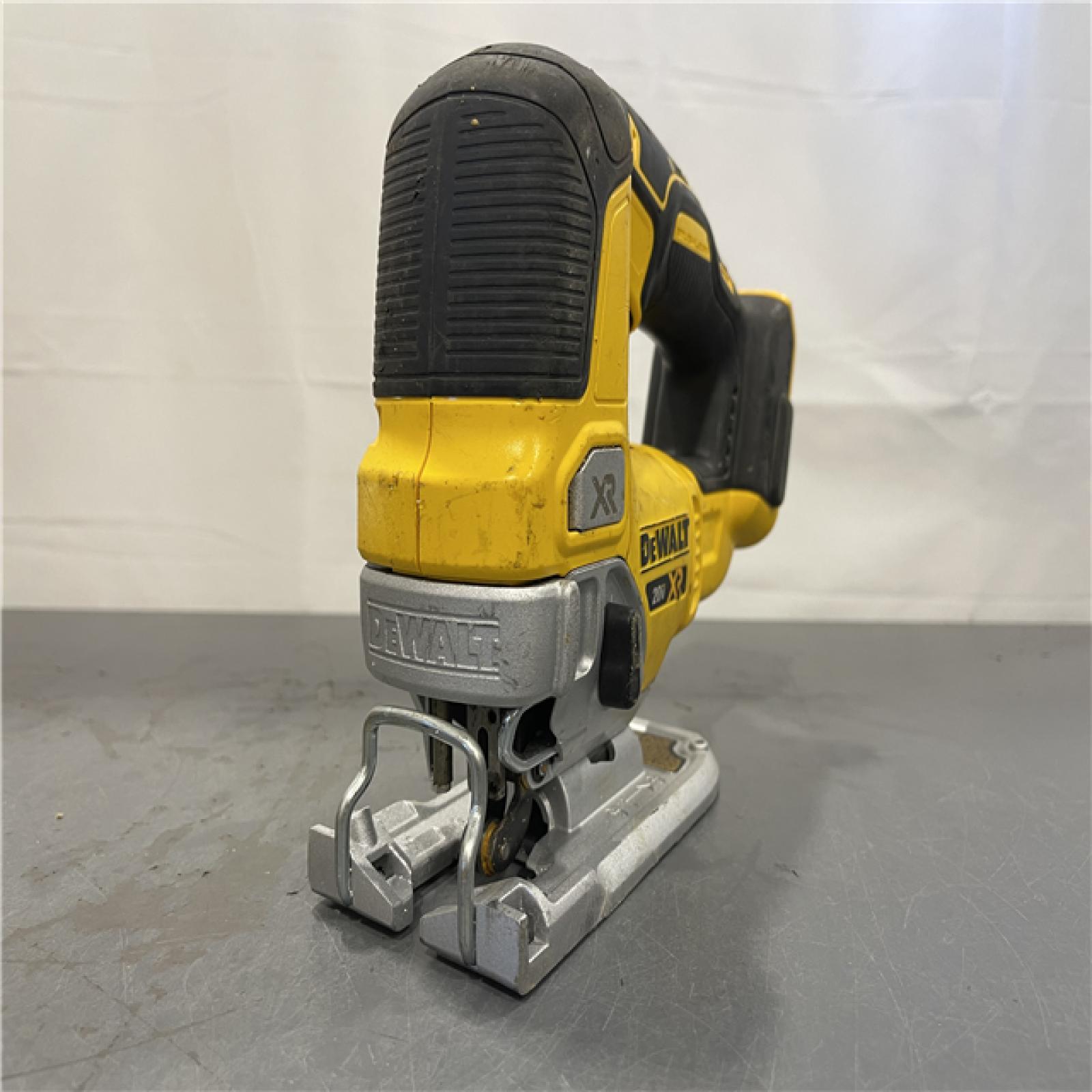 AS-IS - 20V MAX XR Cordless Brushless Jigsaw