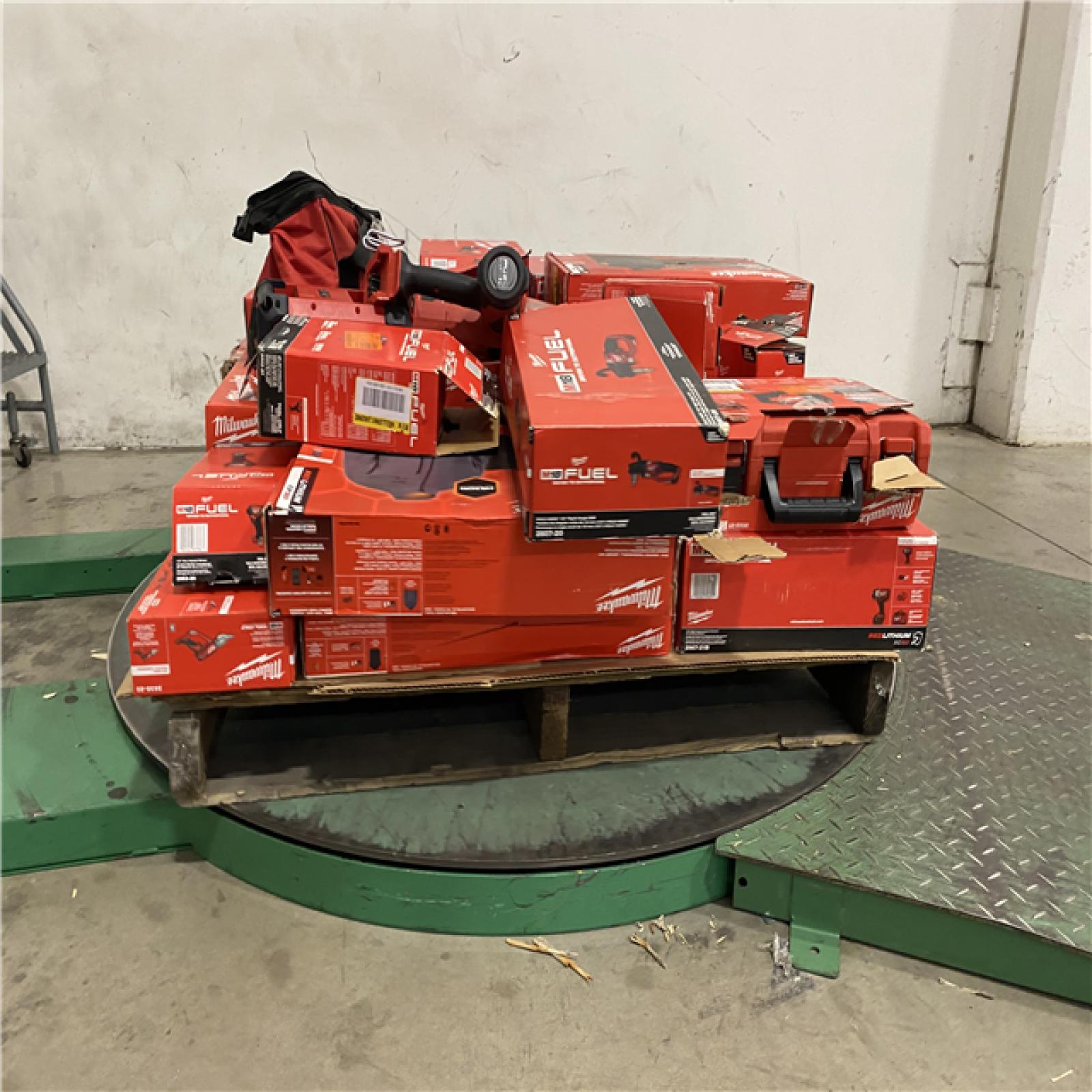 Dallas Location - As-Is MILWAUKEE Tool Pallet