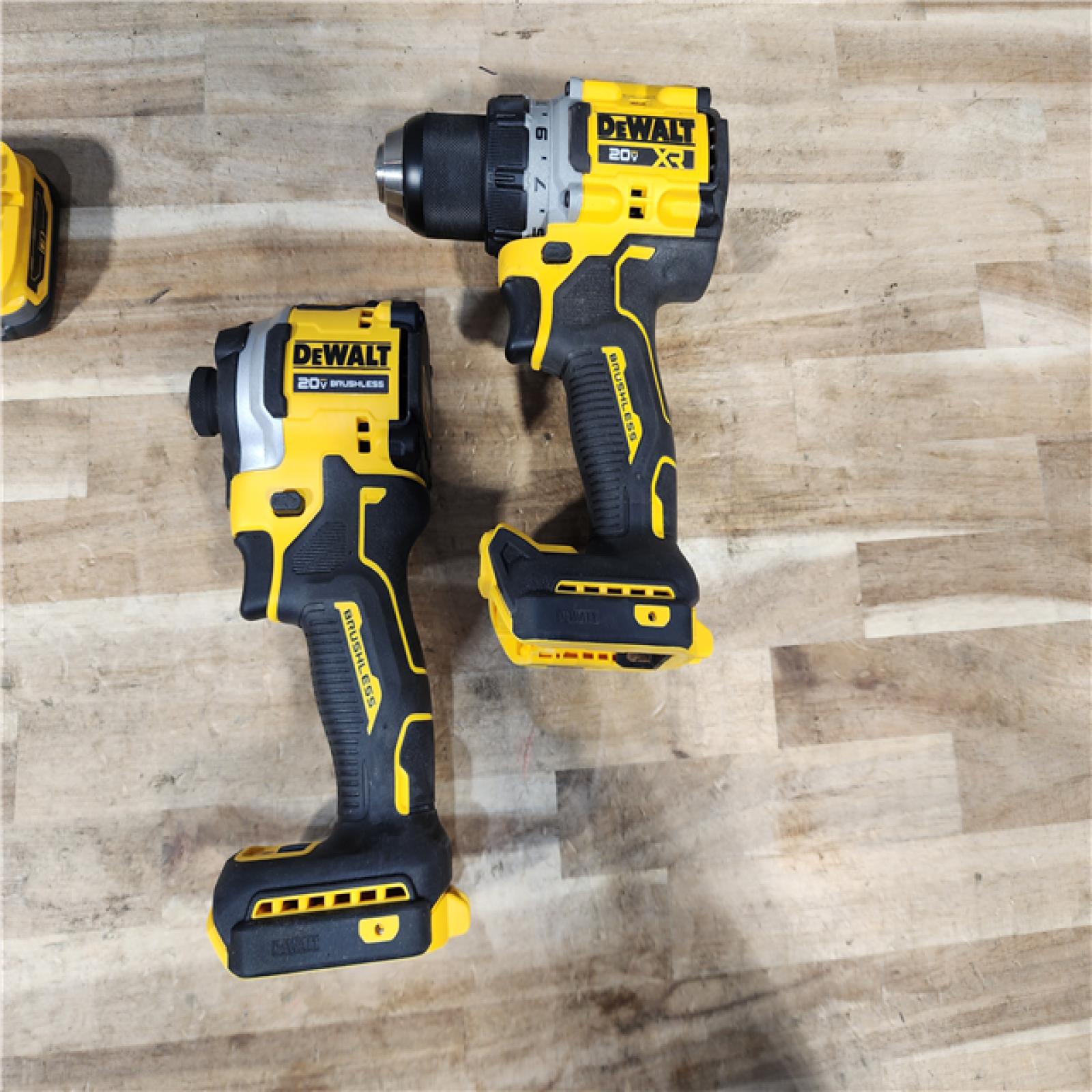 HOUSTON LOCATION - AS-IS DEWALT 2 TOOL COMBO KIT W/ (2) BATTERY & CHARGER