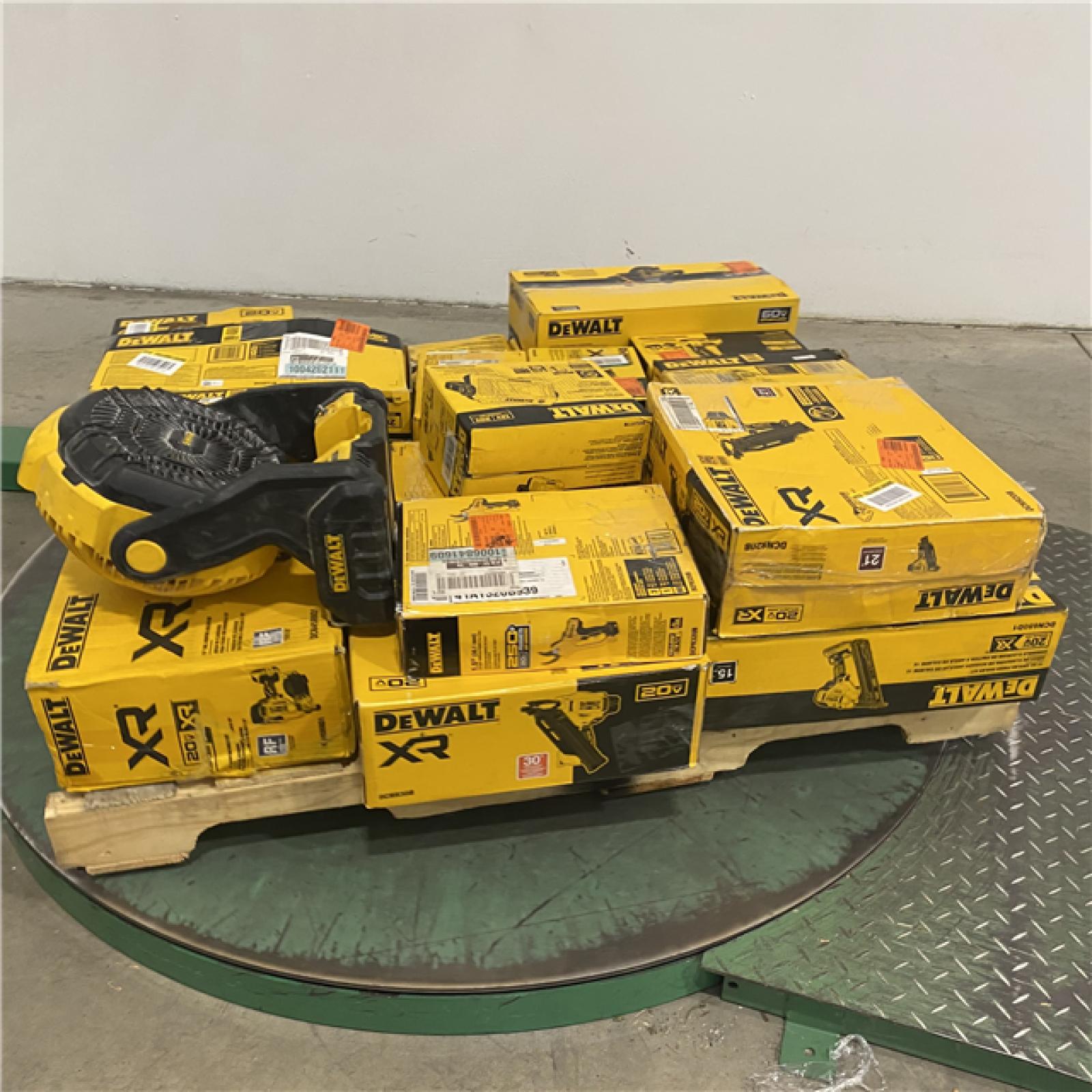Dallas Location - As-Is Tool Pallet