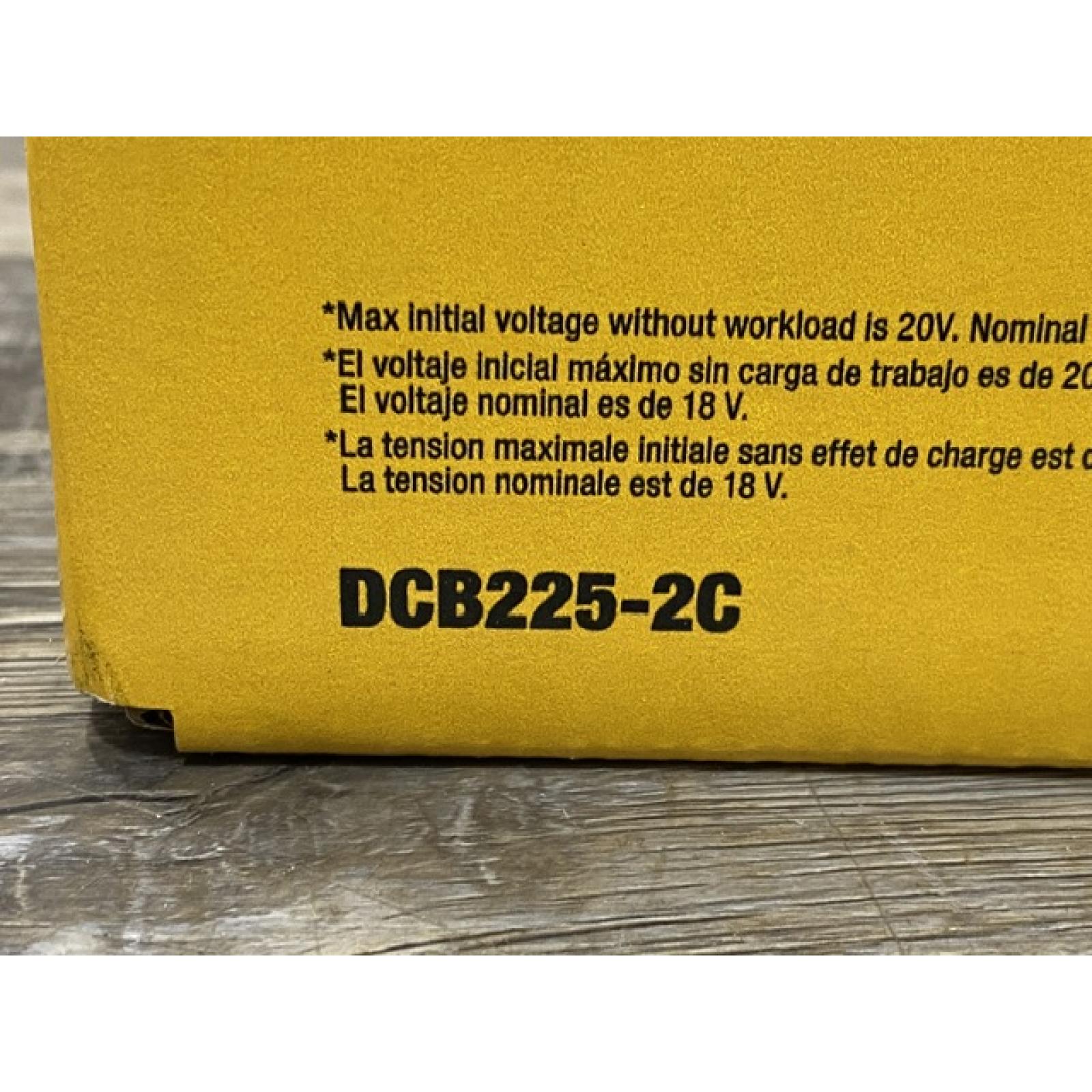 NEW - DEWALT 20V MAX Lithium-Ion Battery Kit with 5.0Ah and 2.0Ah Battery and Charger