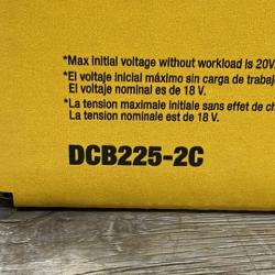 NEW - DEWALT 20V MAX Lithium-Ion Battery Kit with 5.0Ah and 2.0Ah Battery and Charger