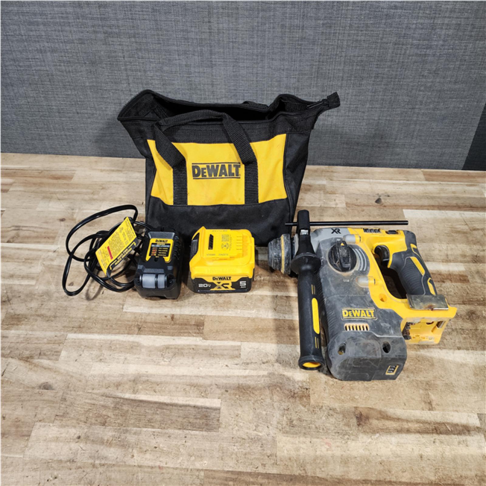 HOUSTON LOCATION - AS - IS DEWALT 20V MAX SDS Rotary Hammer Drill COMBO KIT