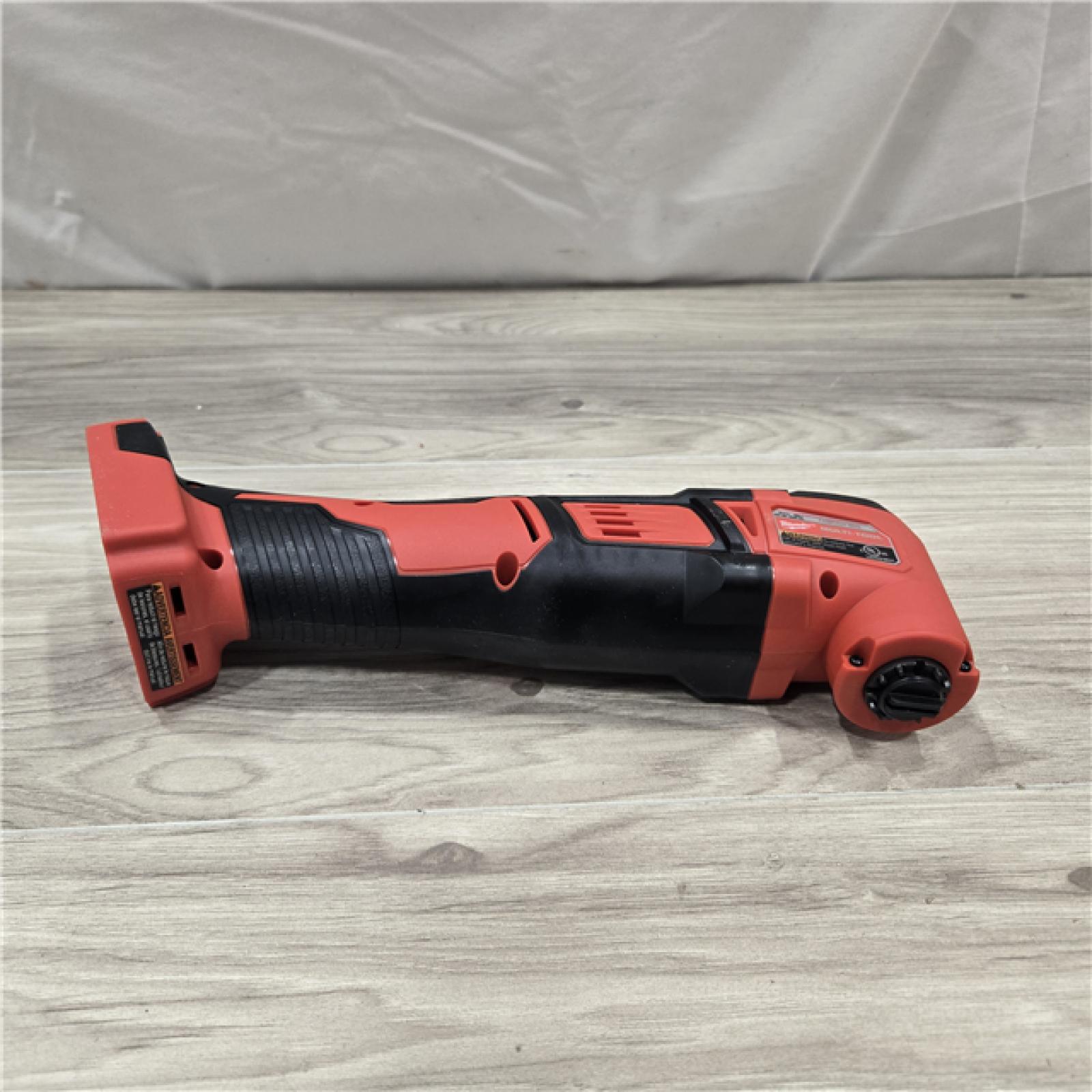 AS-IS Milwaukee 2626-21 M18 18V Cordless Oscillating Multi-Tool Kit