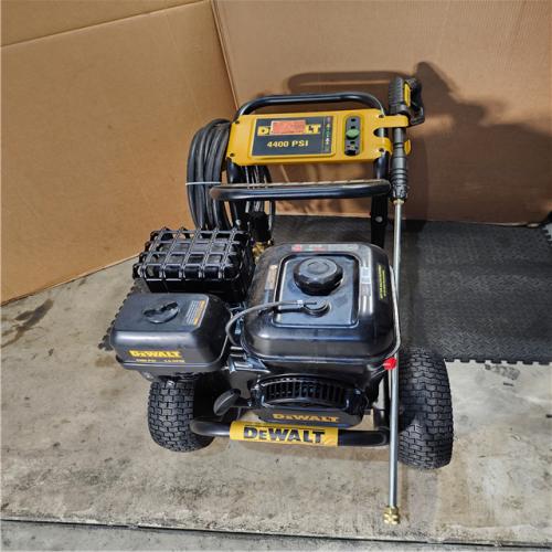 HOUSTON LOCATION - AS-IS DEWALT 4400 PSI 4.0 GPM Cold Water Gas Pressure Washer
