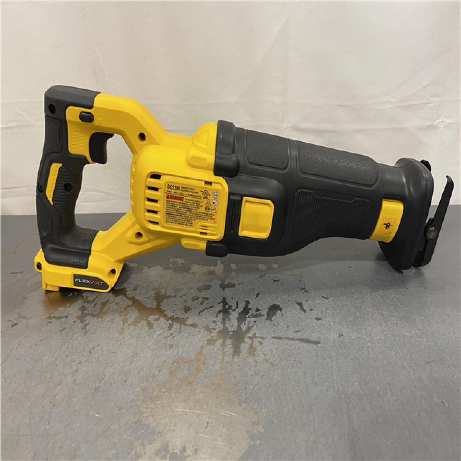 AS-IS - DeWalt FLEXVOLT 60V MAX Cordless Brushless Reciprocating Saw