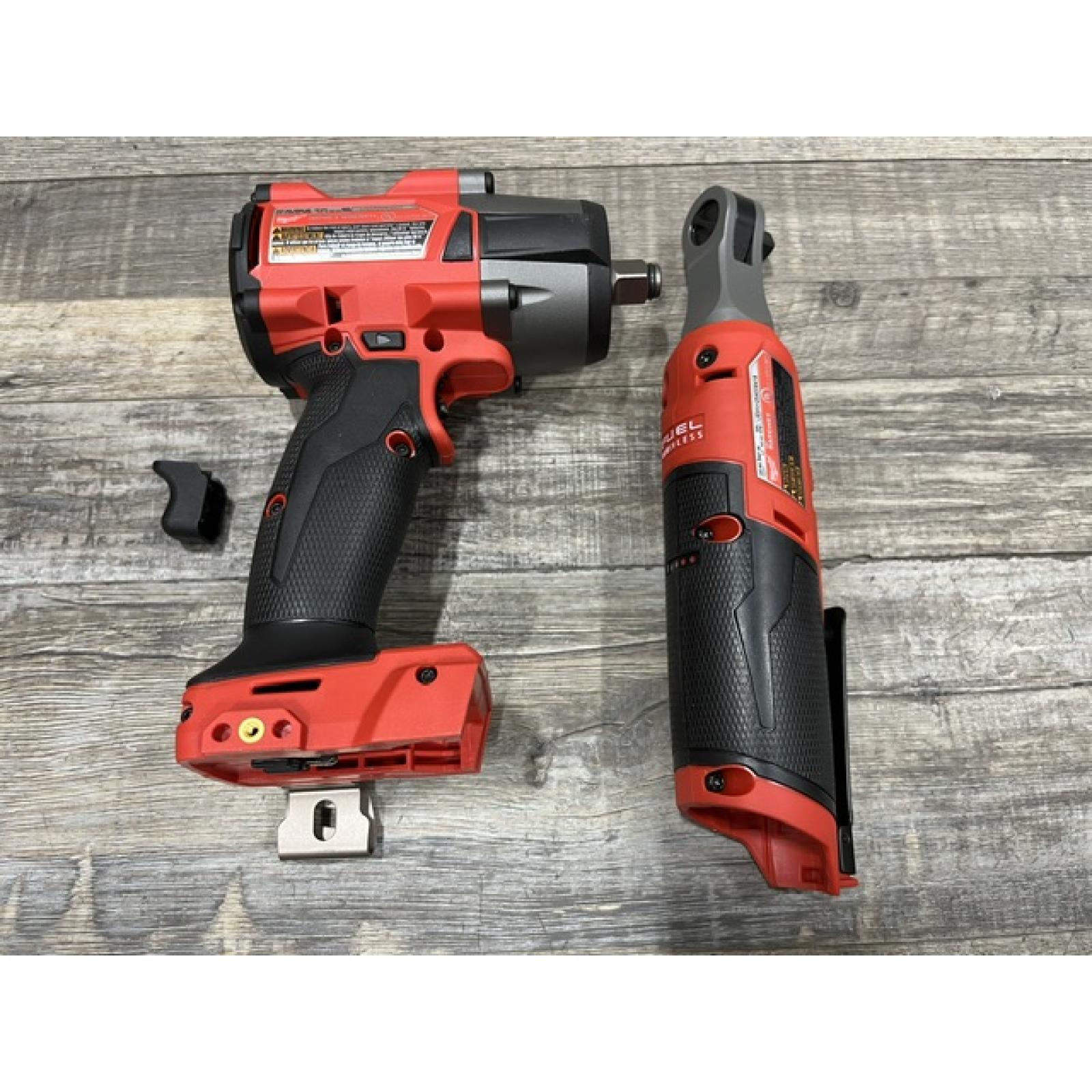AS-IS Milwaukee FUEL 18V Cordless Mid Torque 1/2 in. Impact Wrench w/ 12 FUEL 3/8 in. Ratchet Combo Kit