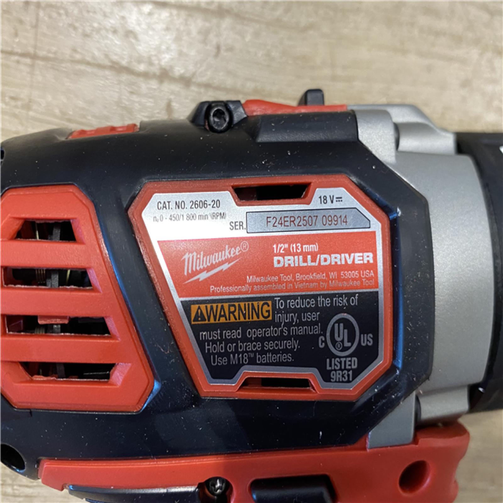AS-IS Milwaukee 18V Lithium-Ion Cordless Drill Driver/Impact Driver Combo Kit