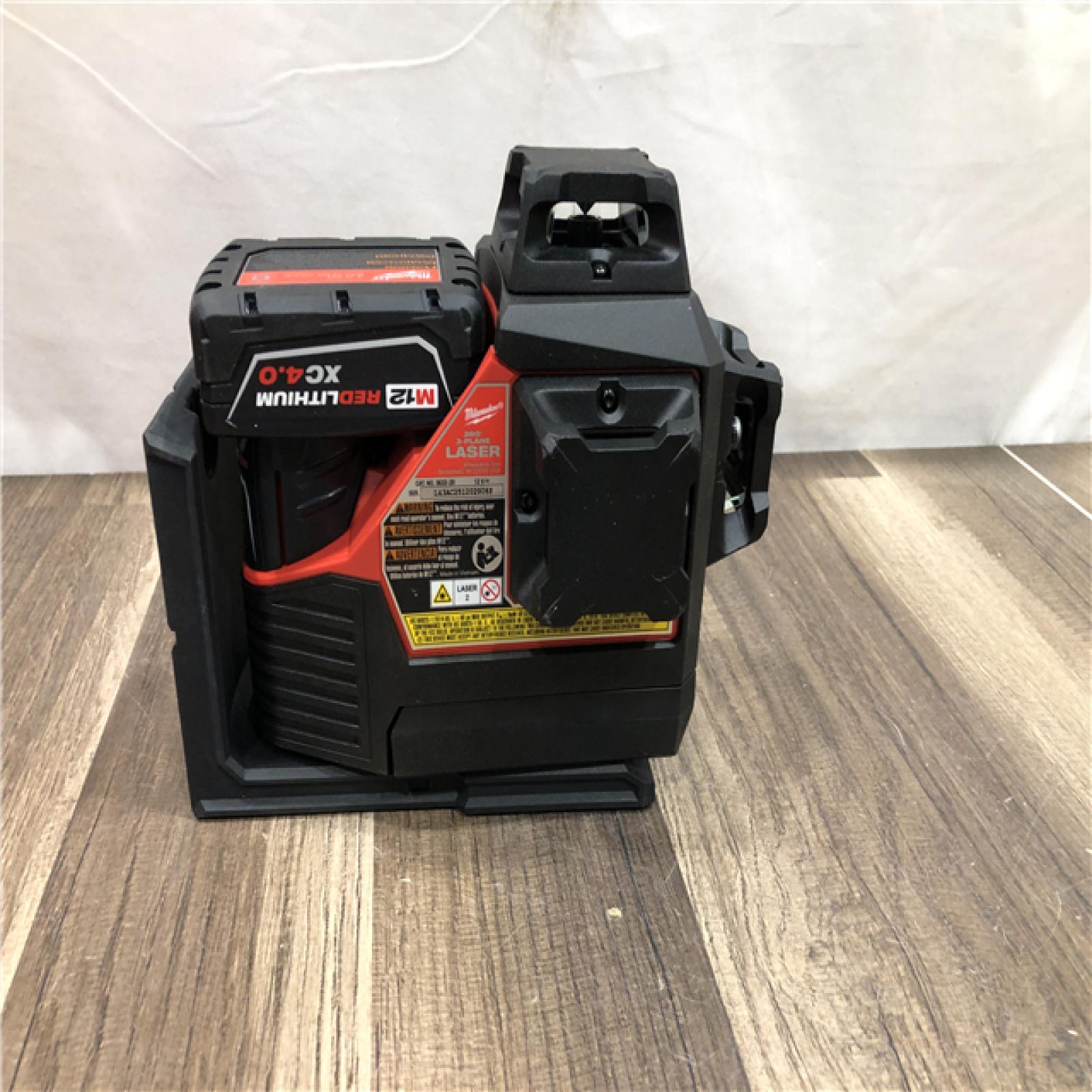 AS-IS Milwaukee 12-Volt Lithium-Ion Cordless Green 250 ft. 3-Plane Laser Level Kit