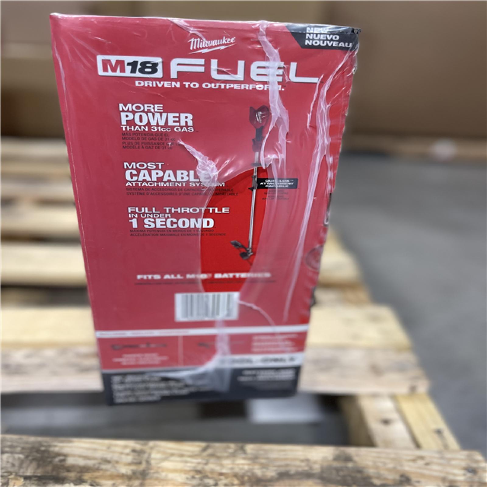NEW! - Milwaukee M18 FUEL 18V 16 in. Brushless Cordless Battery Powered String Trimmer with QUIK-LOK Attachment Capability (Tool-Only)