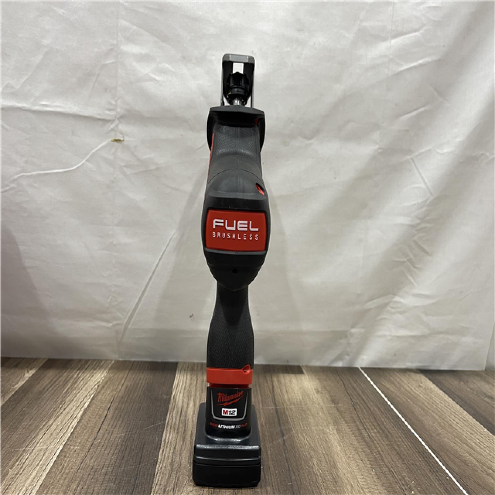 AS-IS Milwaukee M12 FUEL 12V Lithium-Ion Brushless Cordless HACKZALL Reciprocating Saw Kit