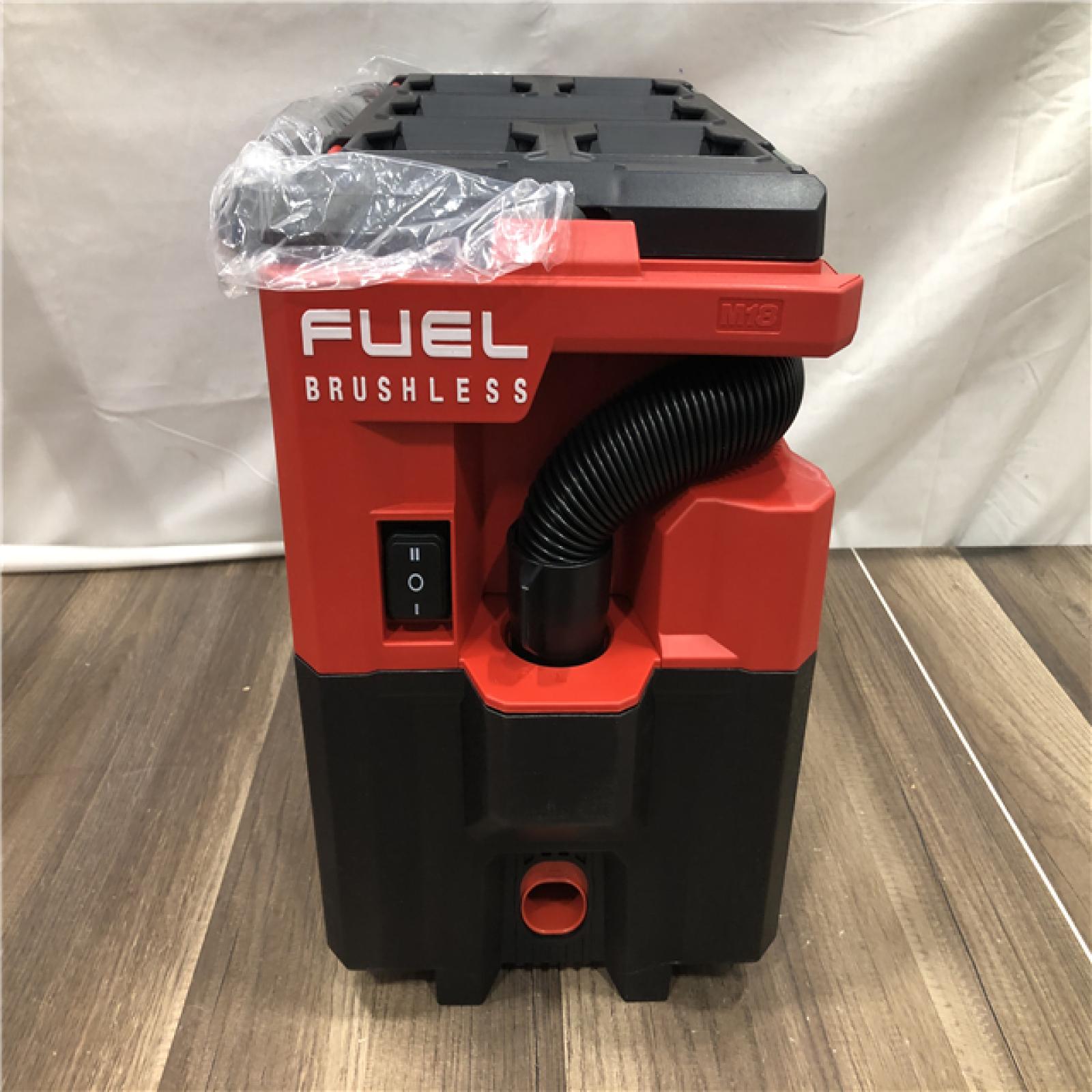 AS-IS Milwaukee FUEL PACKOUT 18-Volt Lithium-Ion Cordless 2.5 Gal. Wet/Dry Vacuum (Vacuum-Only)