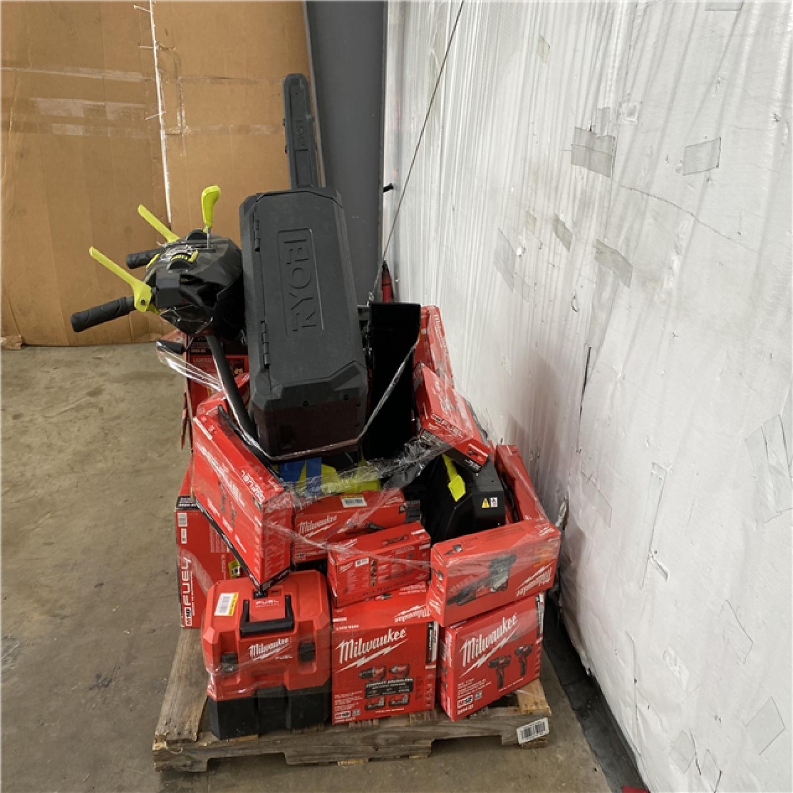 Houston Location AS IS - Tool Pallet