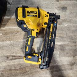HOUSTON LOCATION - AS-IS DEWALT 20V MAX XR 16-Gauge Electric Cordless Angled Finishing Nailer Kit