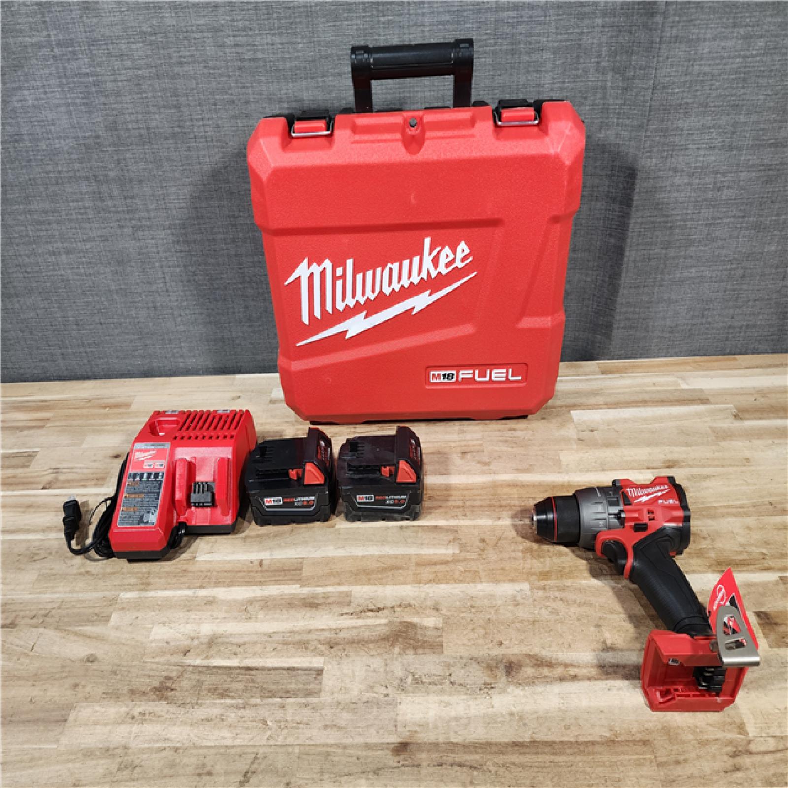 HOUSTON LOCATION - AS-IS Milwaukee FUEL 18V Lithium-Ion Brushless Cordless 1/2 in. Hammer Drill Driver Kit