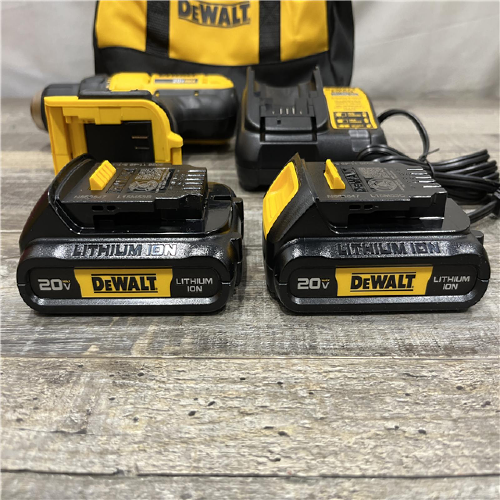 AS-IS DEWALT 20V MAX Cordless 1/2 in. Drill/Driver Kit