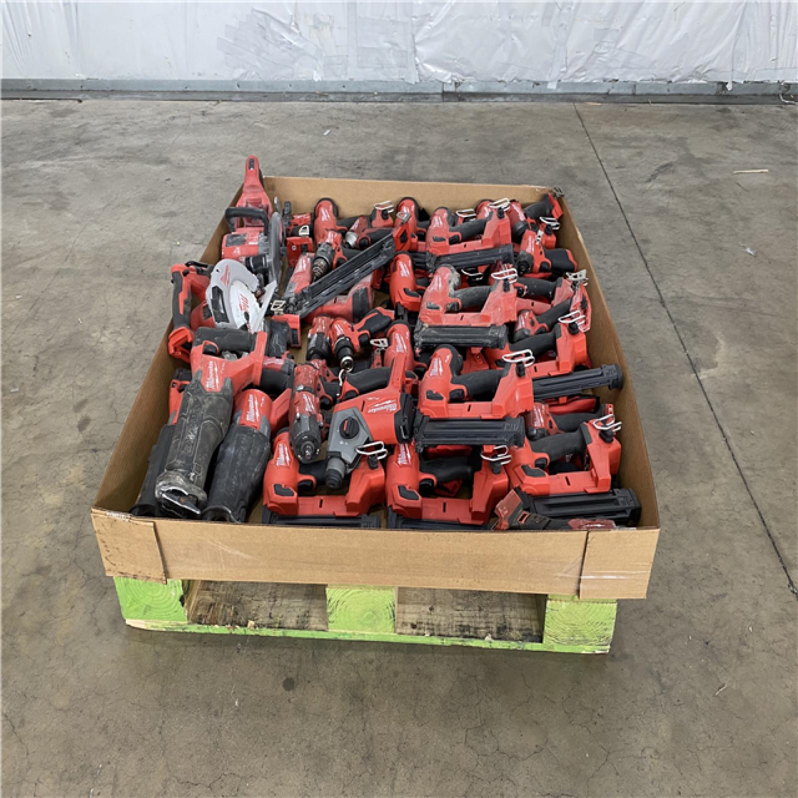 Houston Location AS IS - Tool Pallet