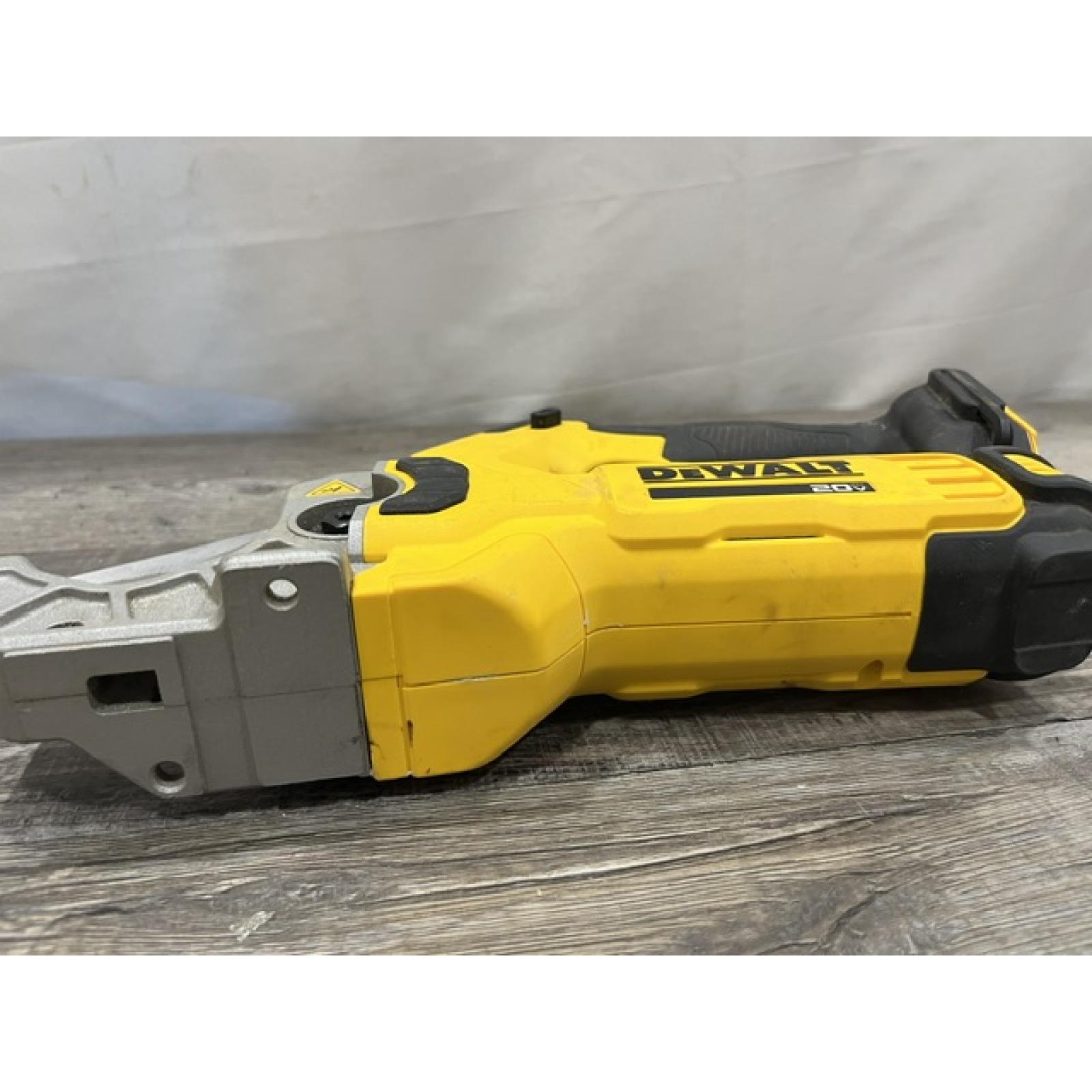 AS-IS DEWALT 20V MAX Cordless Plastic Tubing Cutter (Tool Only)