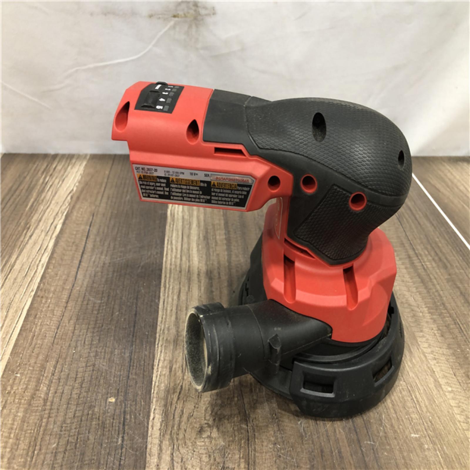 AS-IS Milwaukee 18V Lithium-Ion Brushless Cordless FUEL 5 in. Random Orbit Sander (Tool-Only)