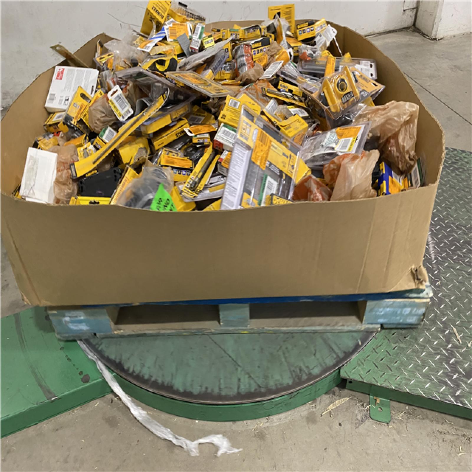 Dallas Location - As-Is DEWALT Tool Pallet