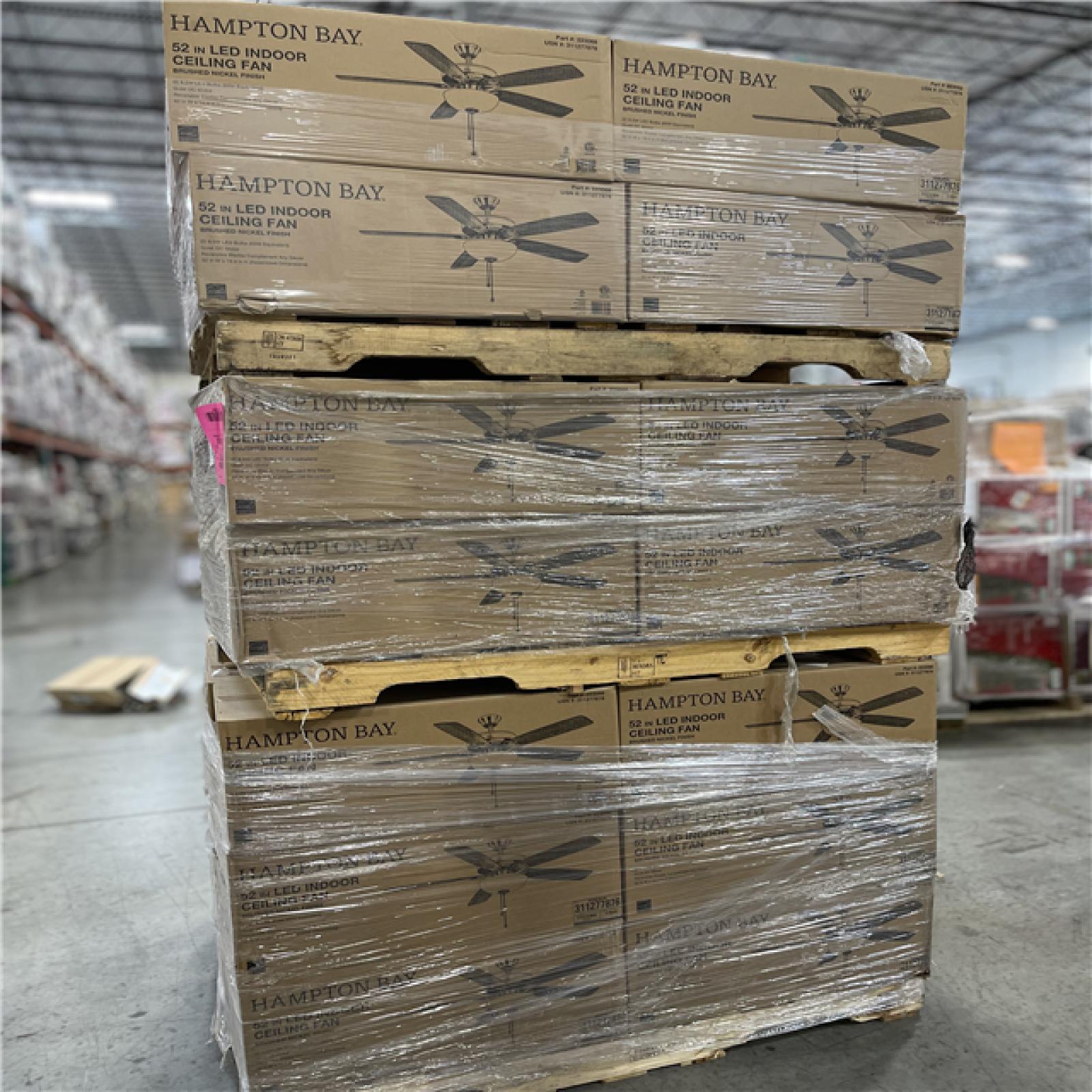 DALLAS LOCATION - HAMPTON BAY 52IN LED INDOOR CELLING FAN PALLET-(42 UNITS)