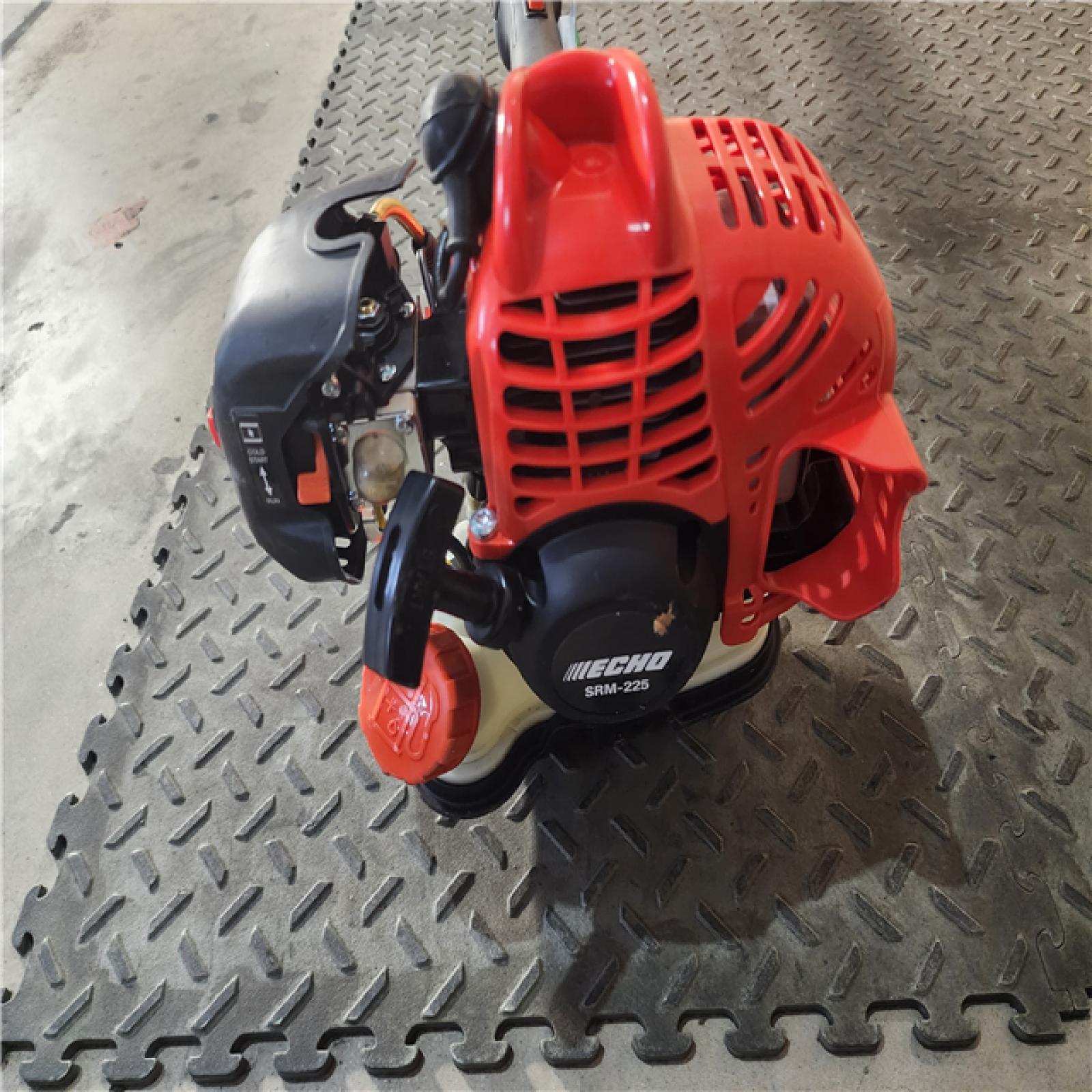HOUSTON LOCATION - AS-IS Echo SRM-225 21.2cc 2 Stroke Fuel Efficient Durable Gas Straight Shaft Trimmer