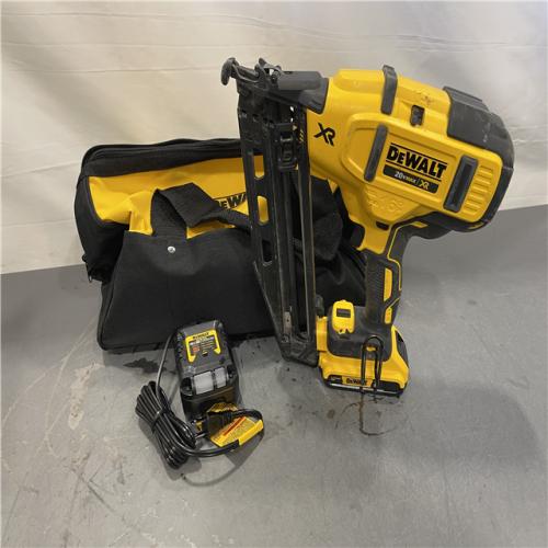 AS-IS - DeWalt 20V MAX XR 16-Gauge Electric Cordless Angled Finishing Nailer Kit