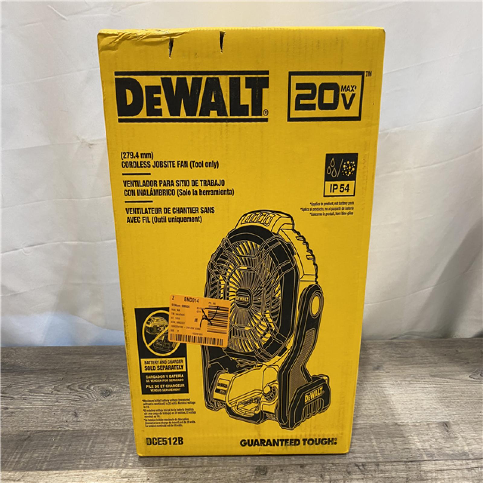 NEW - DEWALT 20V MAX Jobsite Fan (Tool Only)