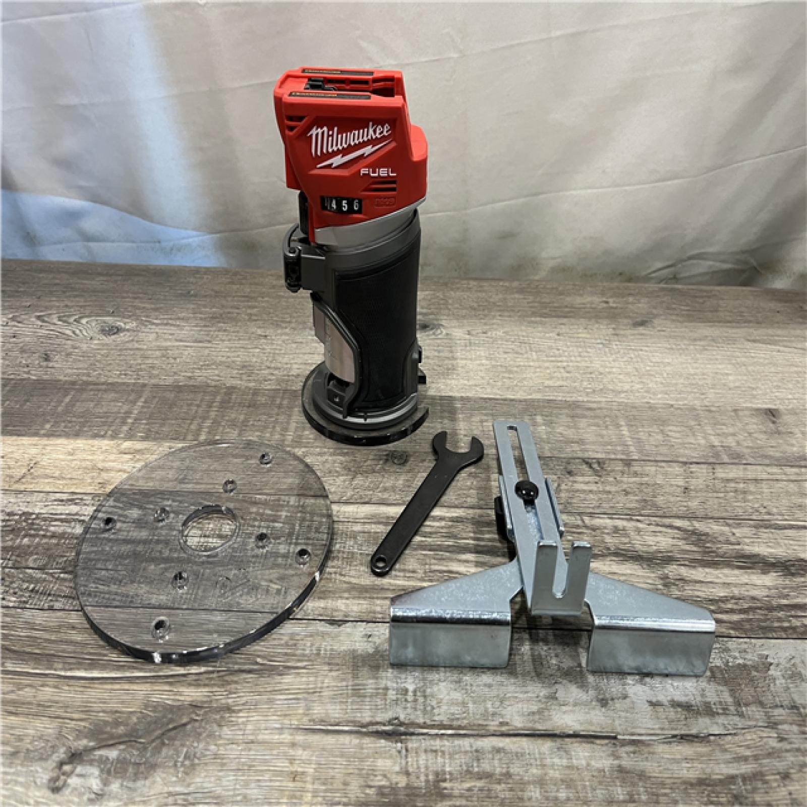 AS-IS Milwaukee FUEL 18V Lithium-Ion Brushless Cordless Compact Router (Tool-Only)