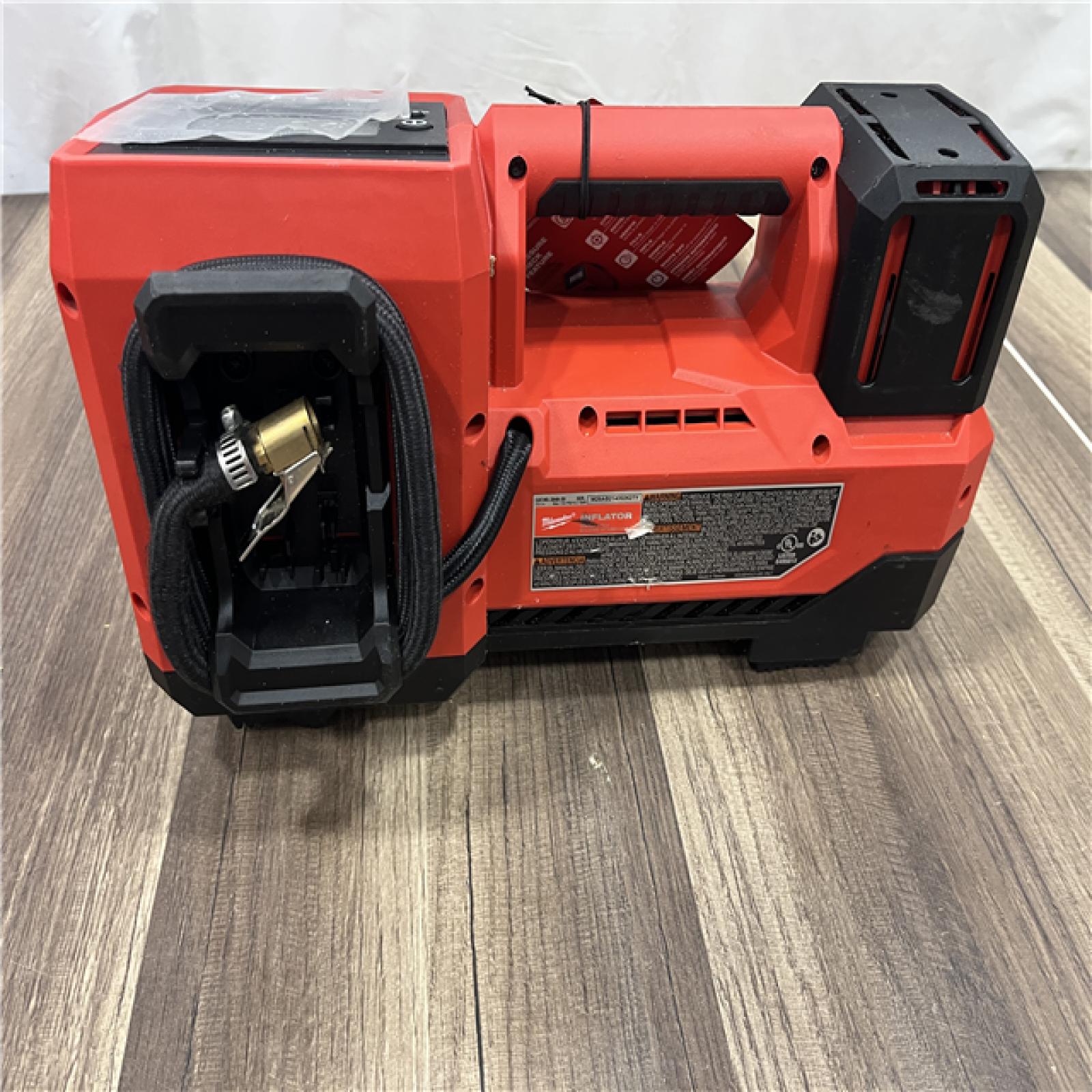 GOOD Milwaukee M18 18 V 150 PSI Tire Inflator