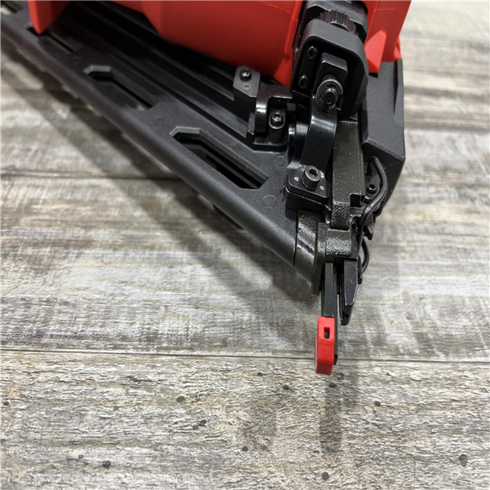 AS-IS Milwaukee FUEL 18-Volt Lithium-Ion Brushless Cordless Gen II 15-Gauge Angled Finish Nailer (Tool-Only)