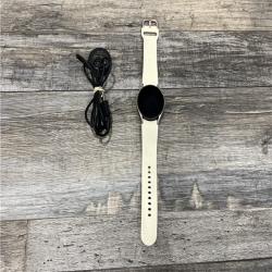 AS-IS Samsung Galaxy Watch4 (GPS) + Cellular 40mm Pink Gold Band