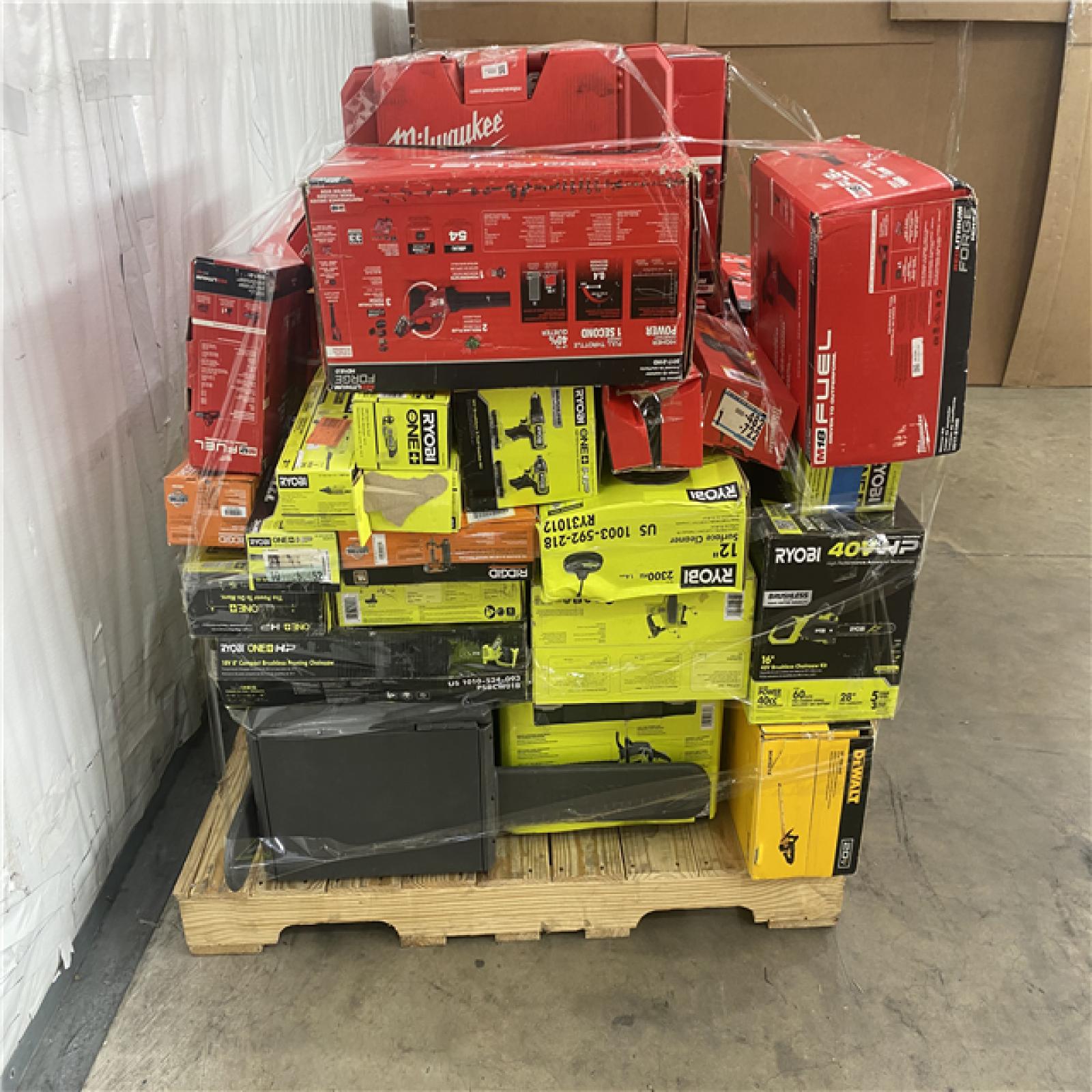 Houston Location AS IS - Tool Pallet