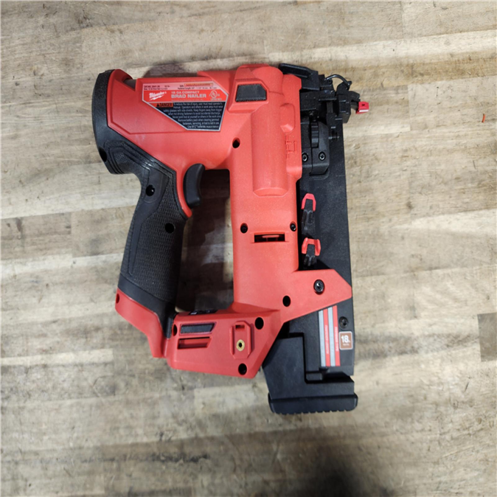 HOUSTON LOCATION - AS-IS M12 FUEL 12-Volt Lithium-Ion Brushless Cordless 18-Guage Compact Brad Nailer (Tool Only)