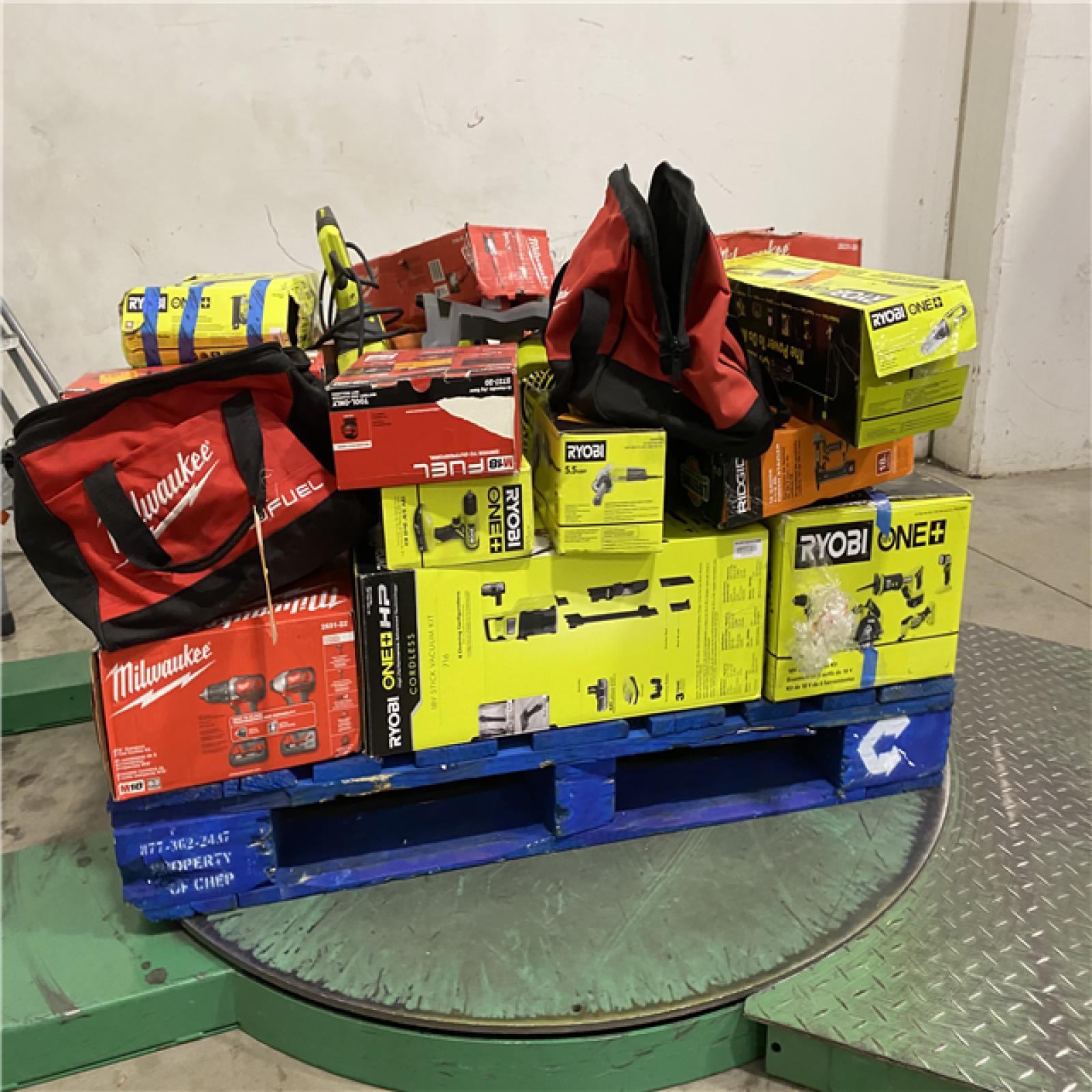 Dallas Location - As-Is Tool Pallet