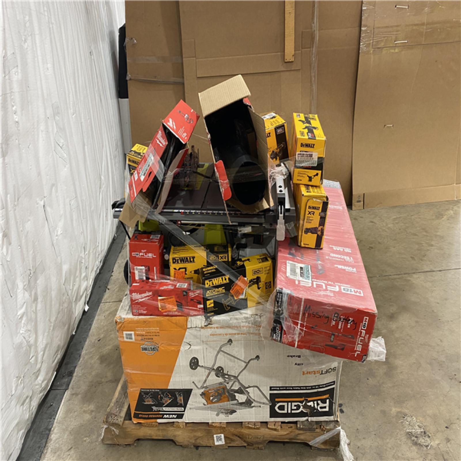 Houston Location AS IS - Tool Pallet