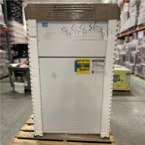 DALLAS LOCATION- Whirlpool 30 in. 18.3 cu. ft. Top Freezer Refrigerator in White