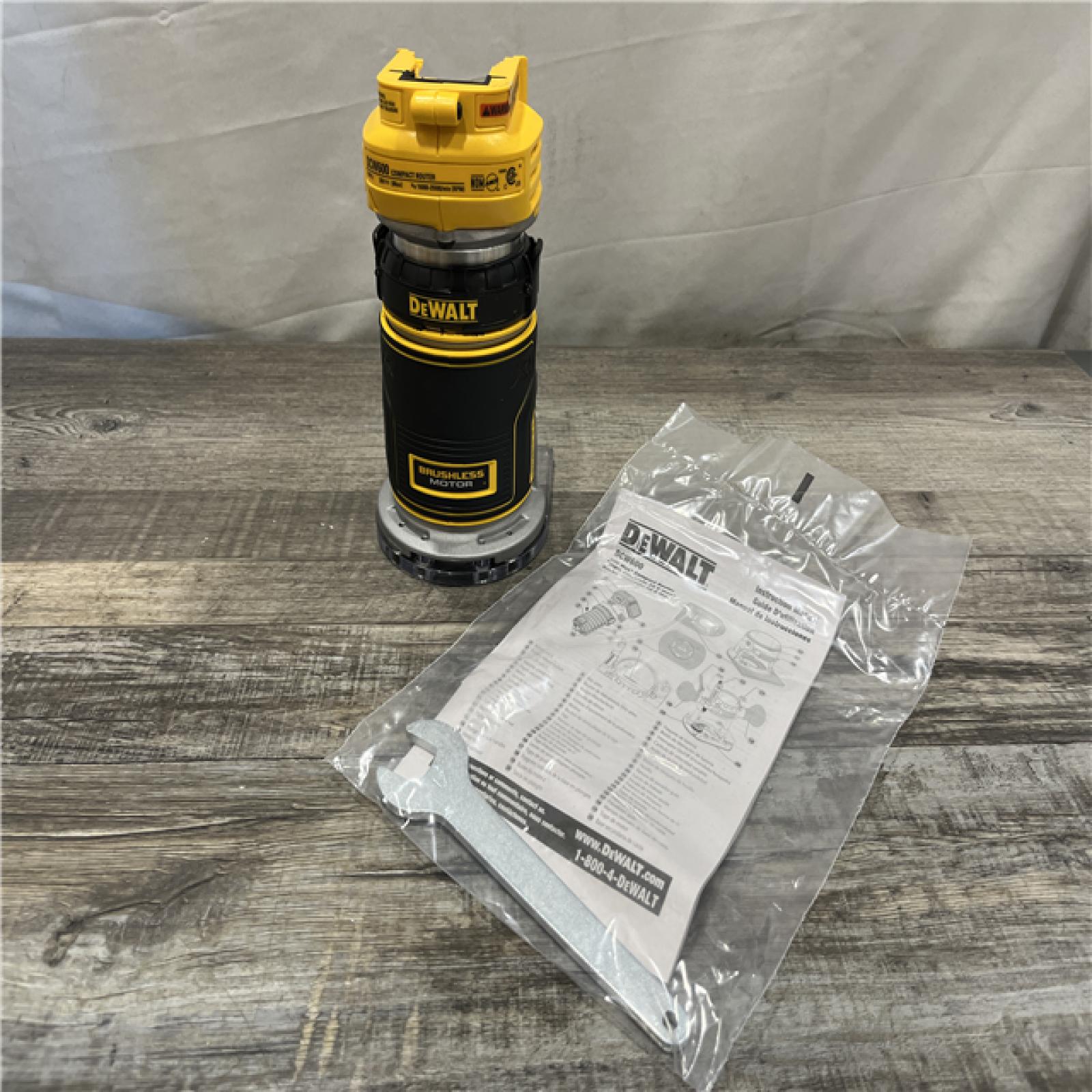 AS-IS DEWALT 20V MAX XR Cordless Brushless Fixed Base Compact Router (Tool Only)