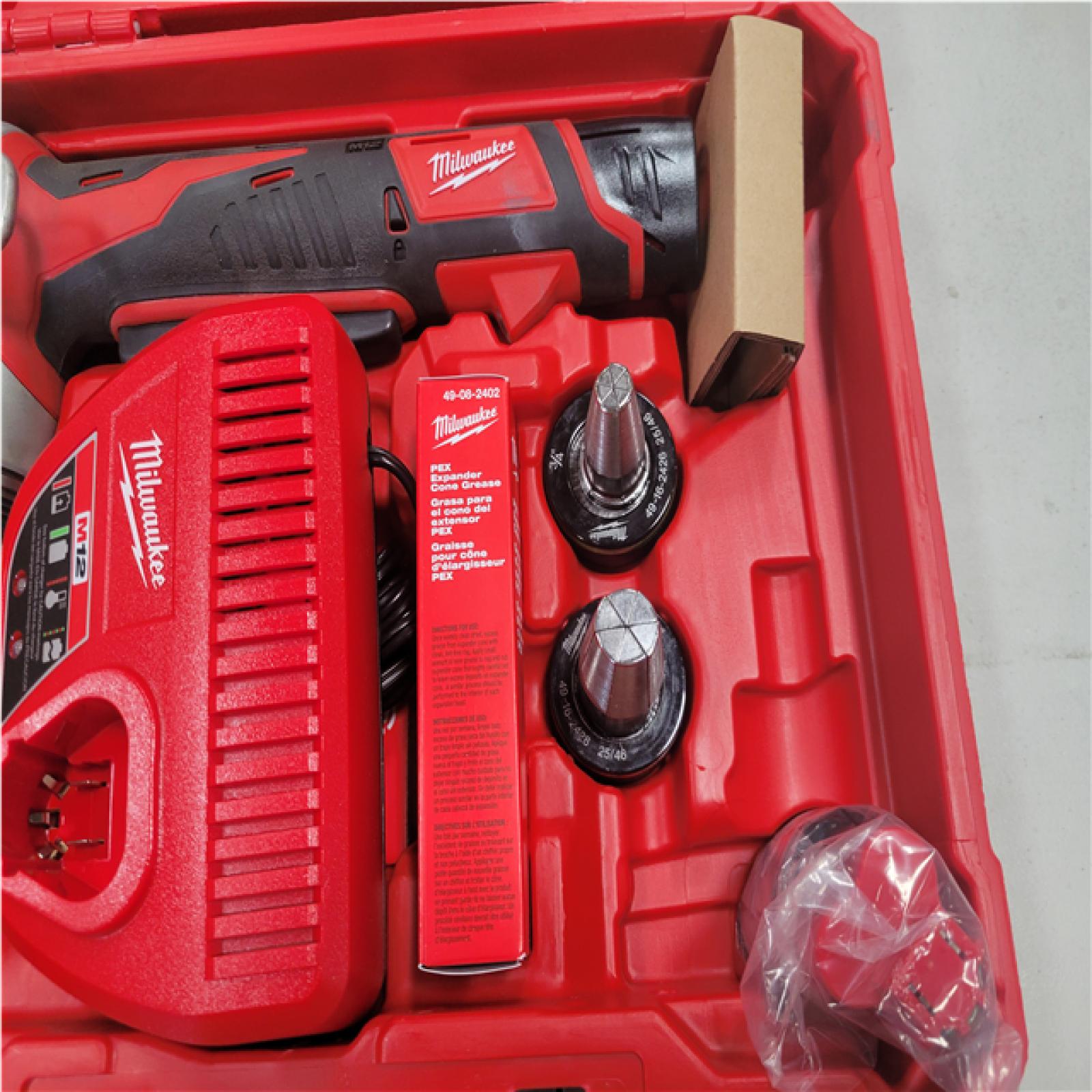 CALIFORNIA AS-IS MILWAUKEE M12 PEX EXPANDER KIT