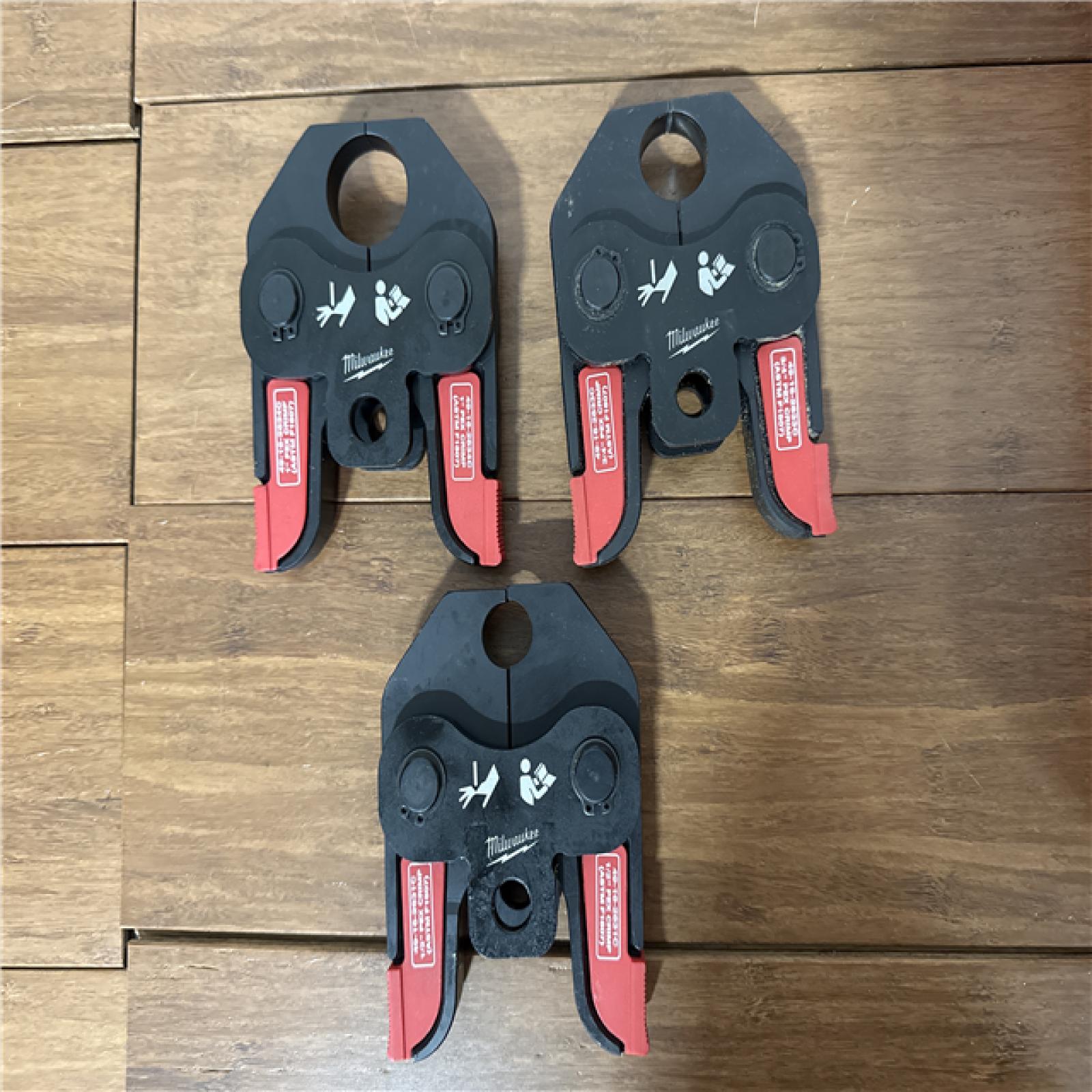 California AS-IS Milwaukee M18 Short Throw Press Tool Kit with Pex Crimp Jaw, includes (2) Batteries, Charger & Hard Case