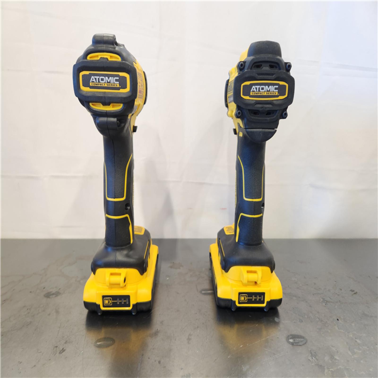 AS-IS- DEWALT ATOMIC 20-Volt MAX Lithium-Ion Cordless Combo Kit