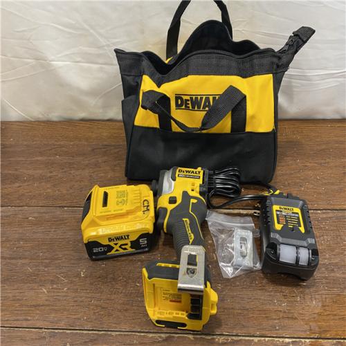 AS-IS DEWALT ATOMIC 20V MAX Lithium-Ion Cordless 1/4 in. Brushless Impact Driver Kit, 5 Ah Battery, Charger, and Bag