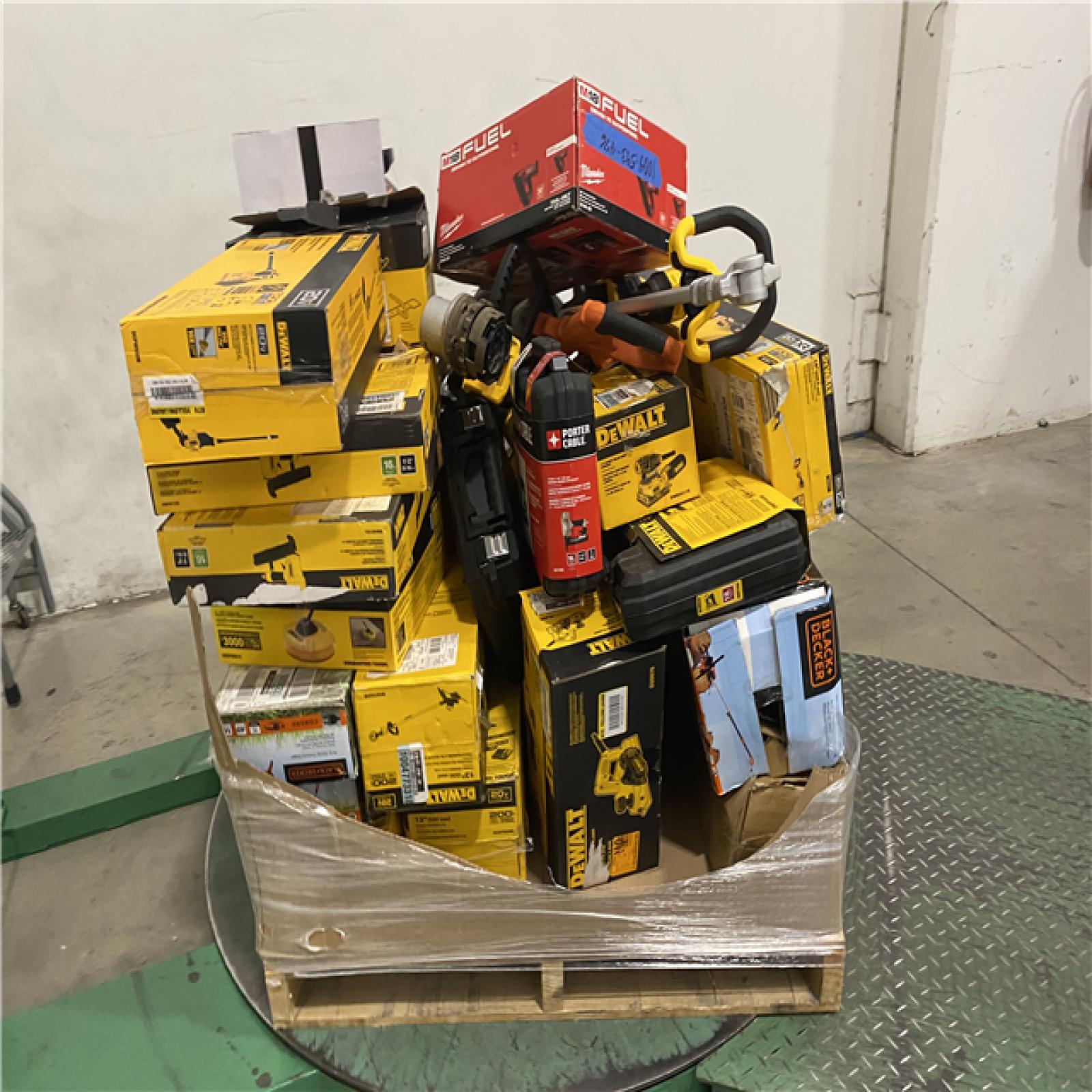 Dallas Location - As-Is Tool Pallet